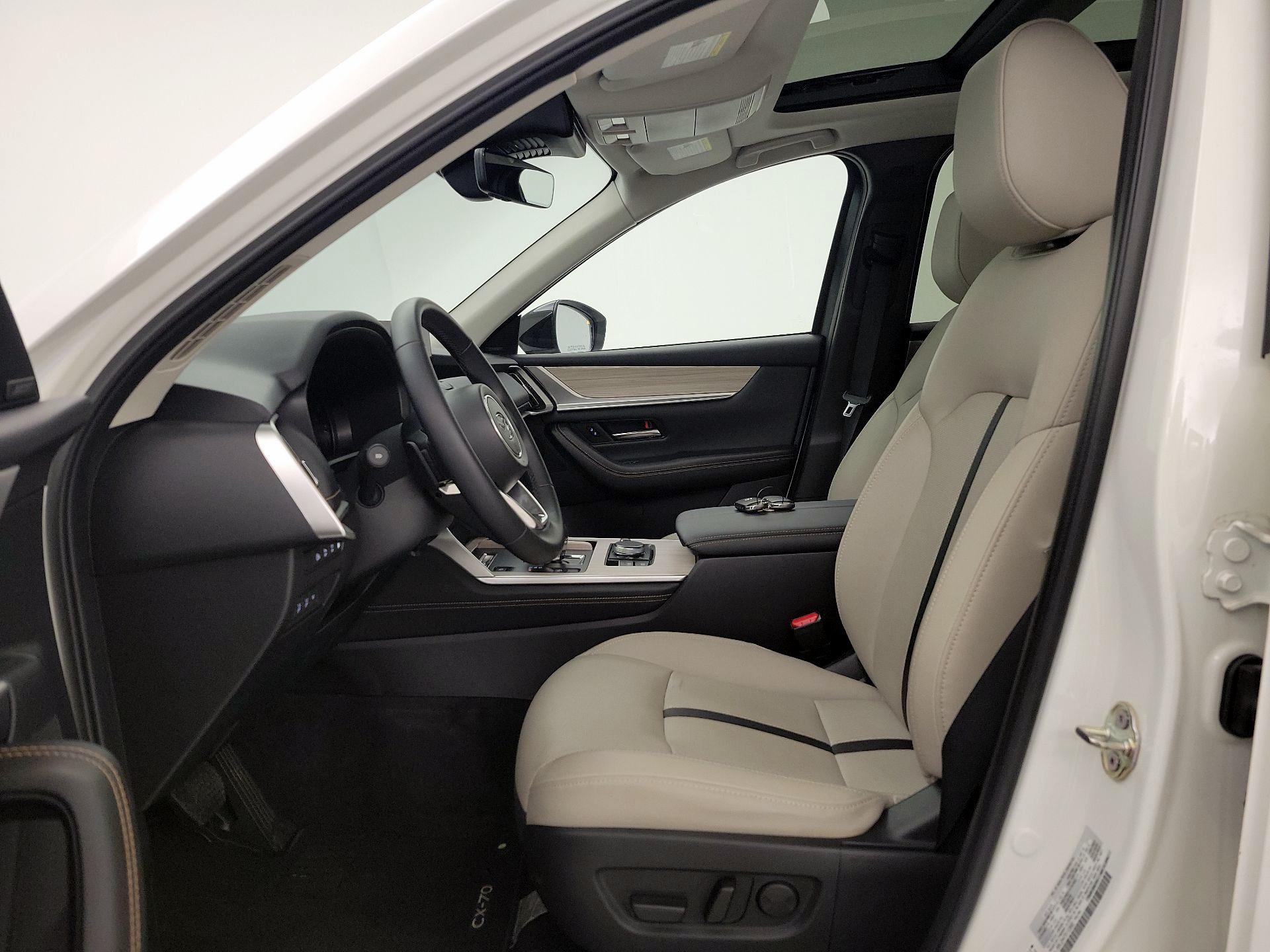 Thumbnail: 2025 Mazda CX-70 - 11