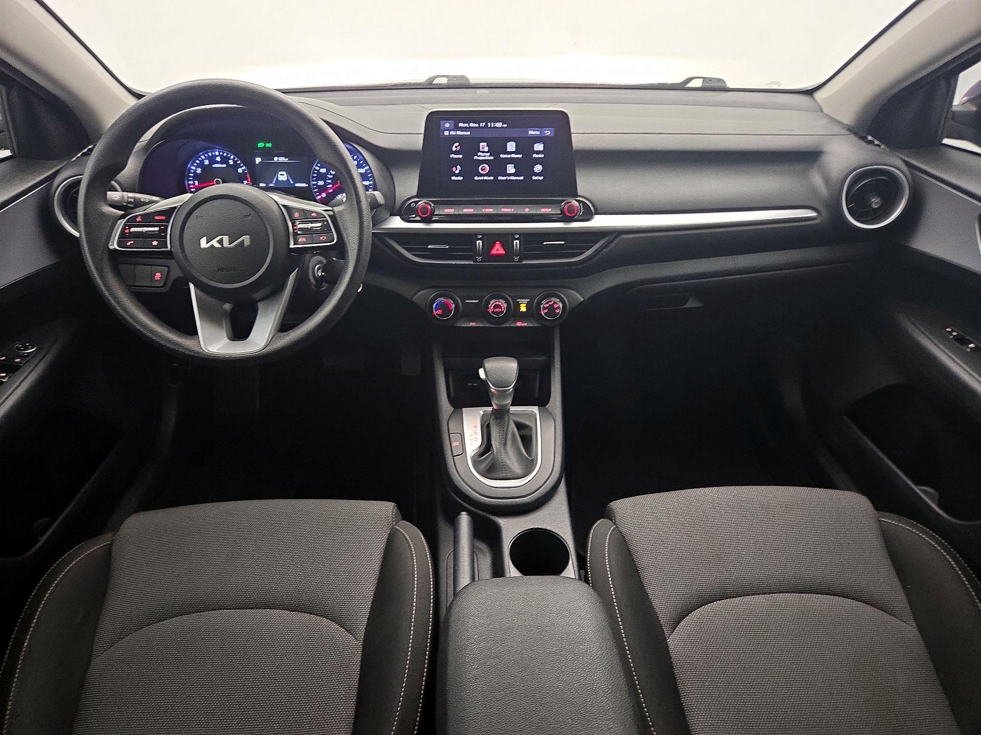 Thumbnail: 2024 Kia Forte - 9