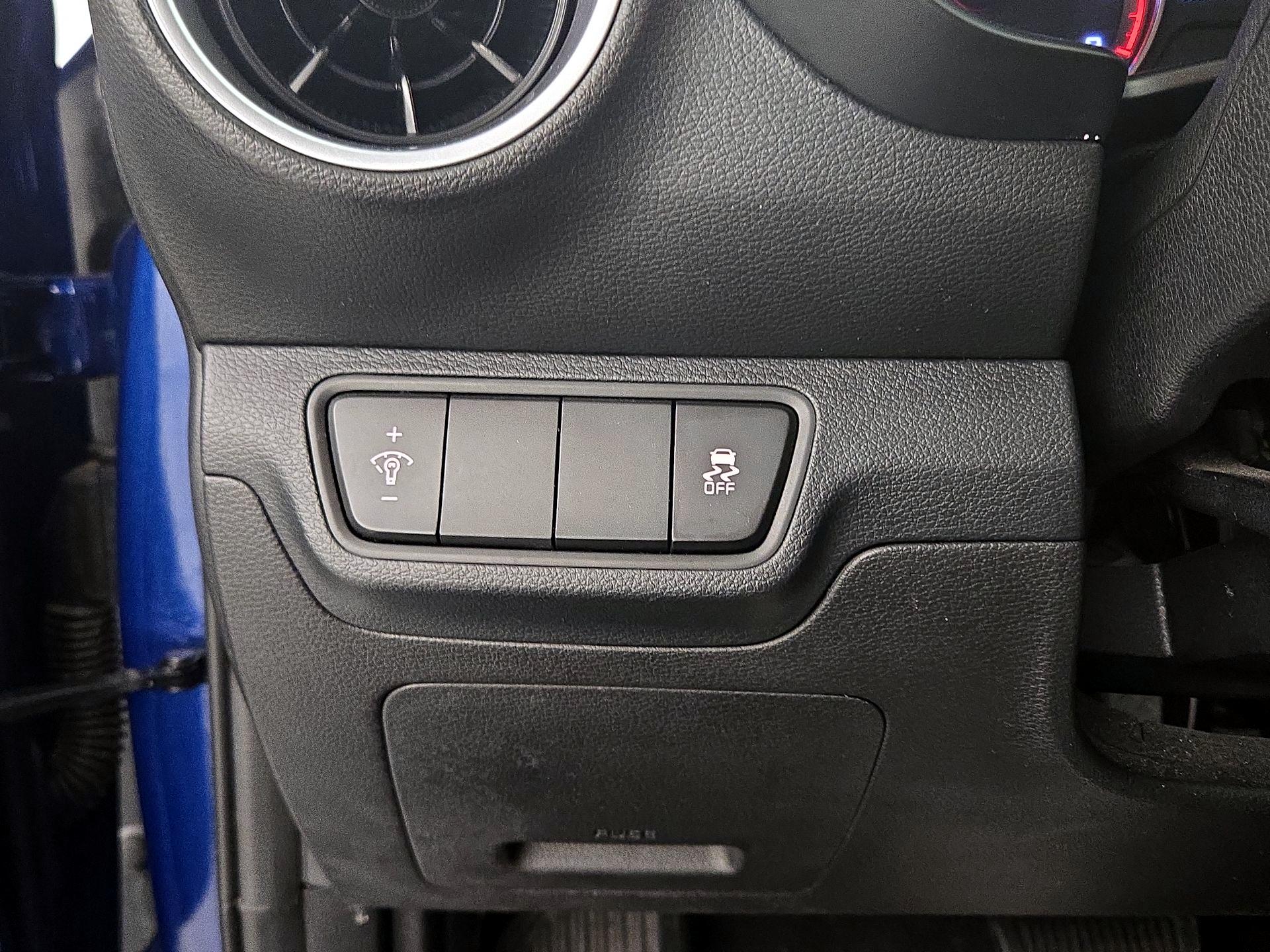 Thumbnail: 2024 Kia Forte - 13