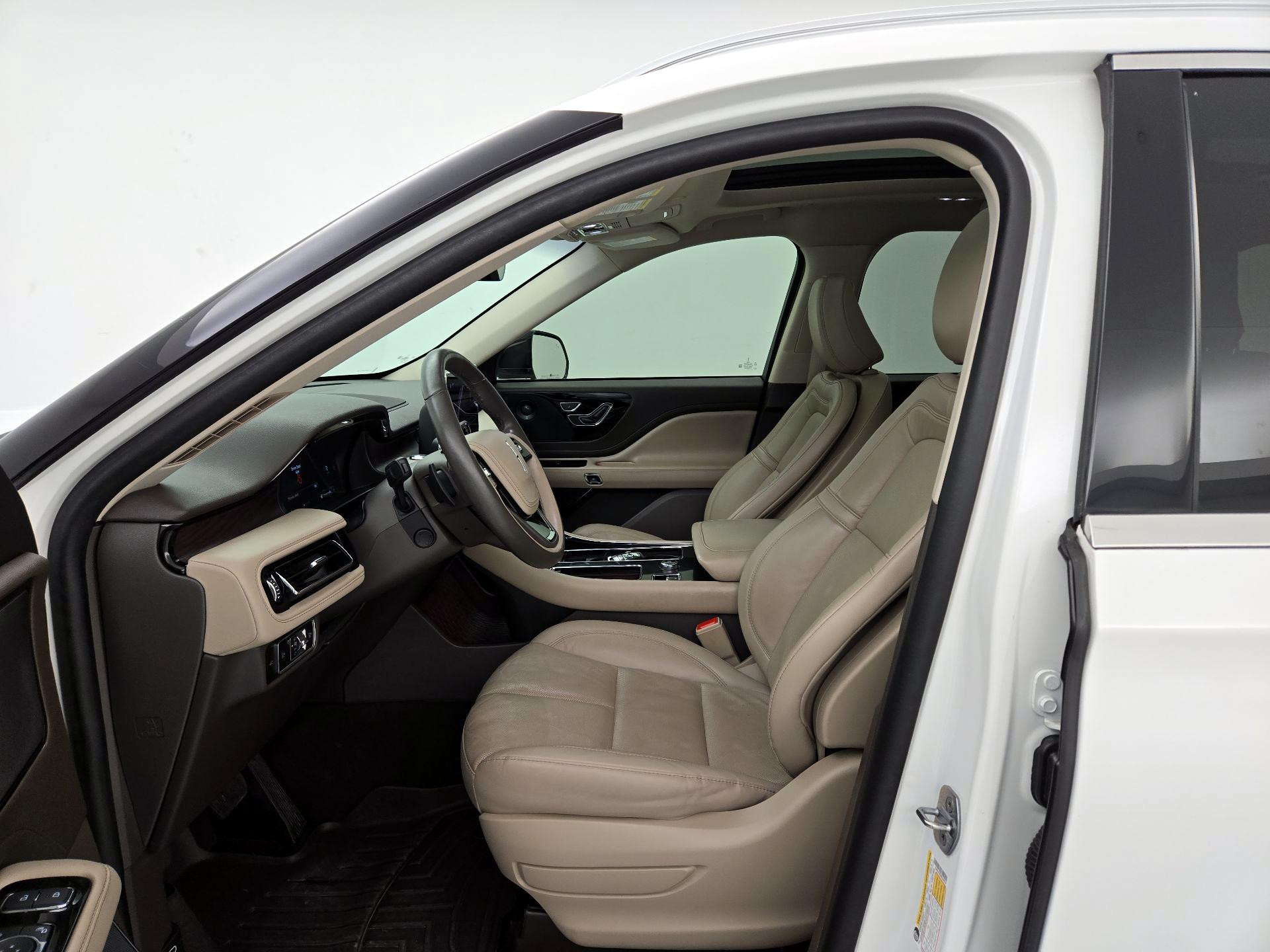 Thumbnail: 2024 Lincoln Aviator - 11