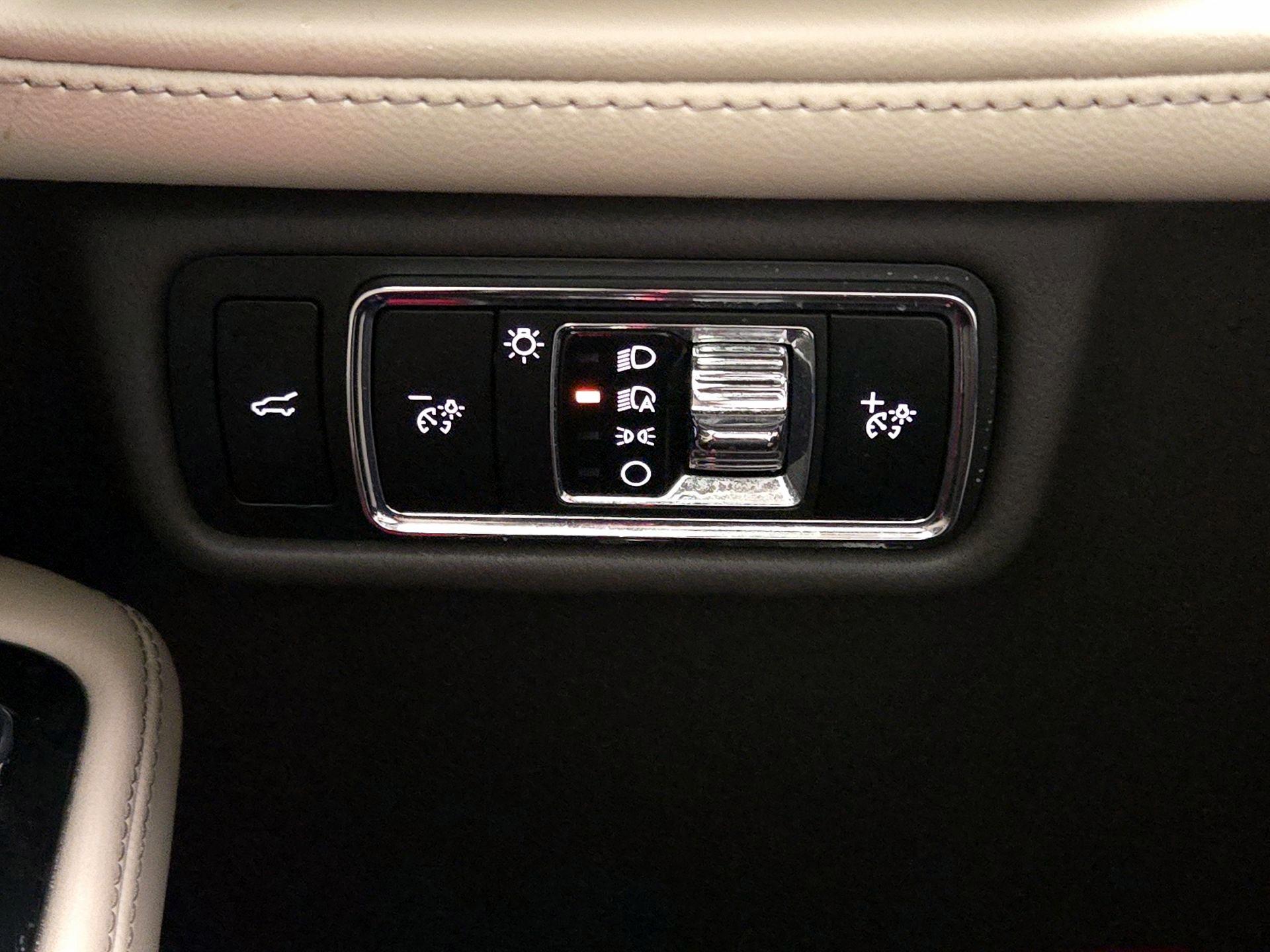 Thumbnail: 2024 Lincoln Aviator - 13