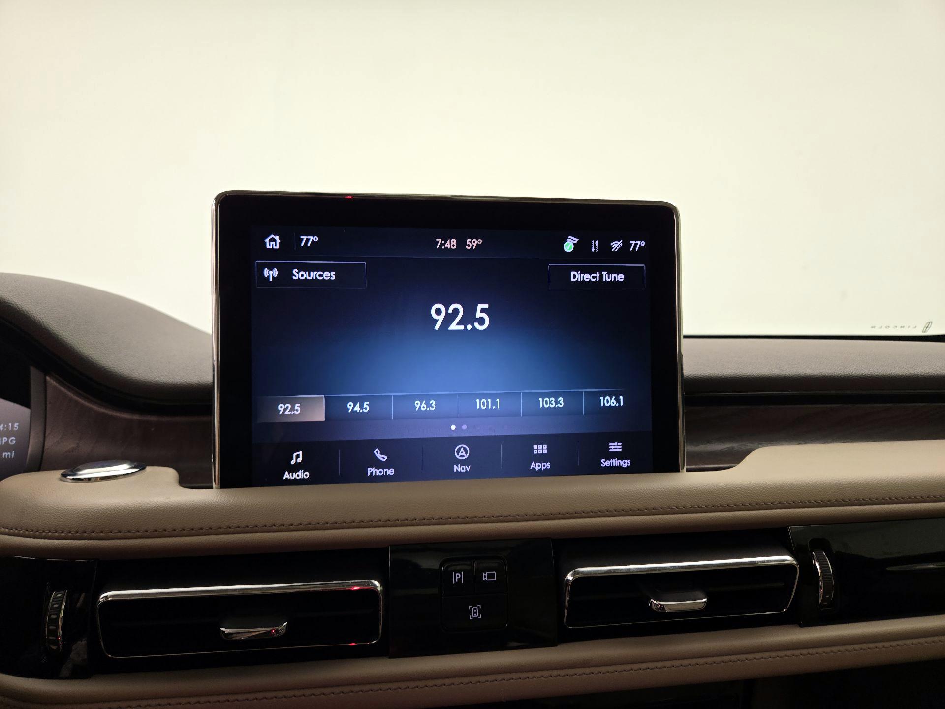 Thumbnail: 2024 Lincoln Aviator - 16