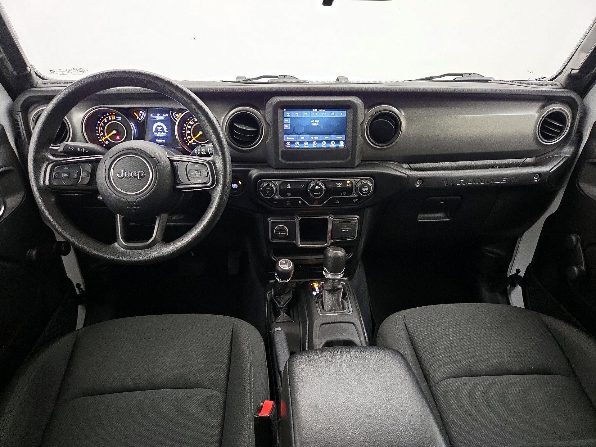 Thumbnail: 2022 Jeep Wrangler - 9