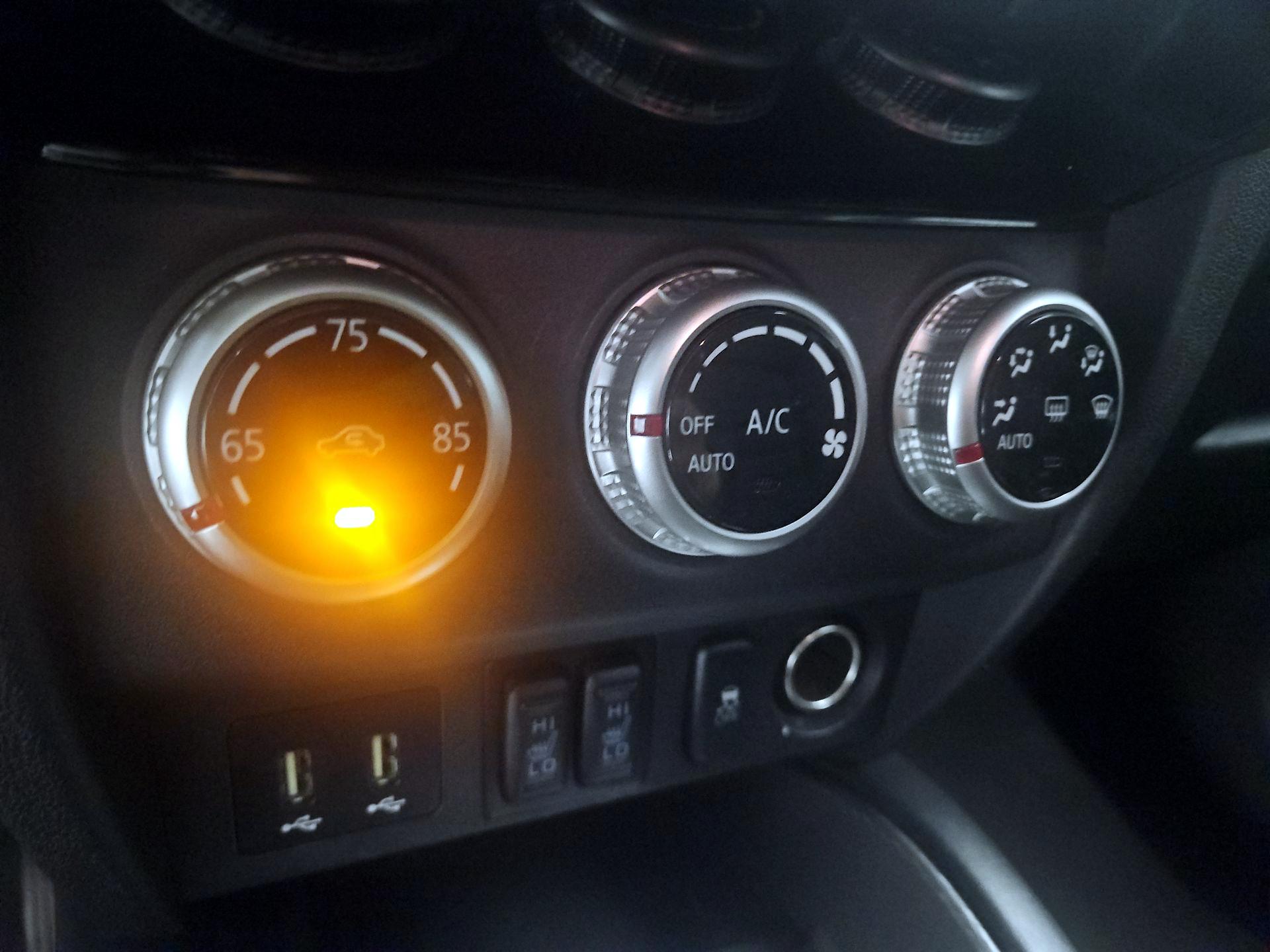 Thumbnail: 2024 Mitsubishi Outlander Sport - 16