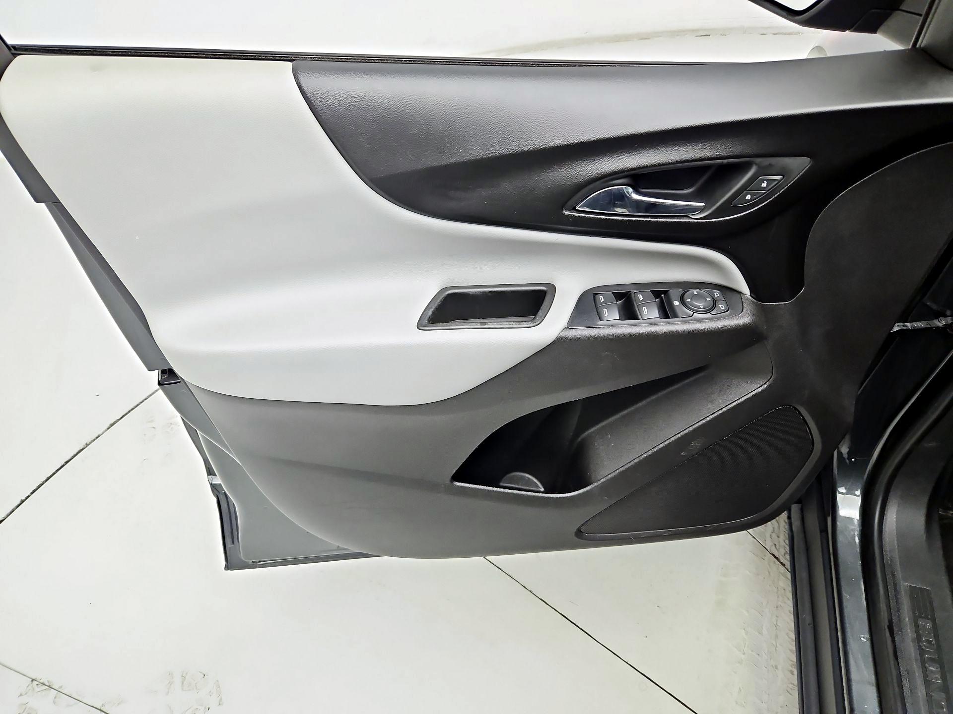 Thumbnail: 2020 Chevrolet Equinox - 12