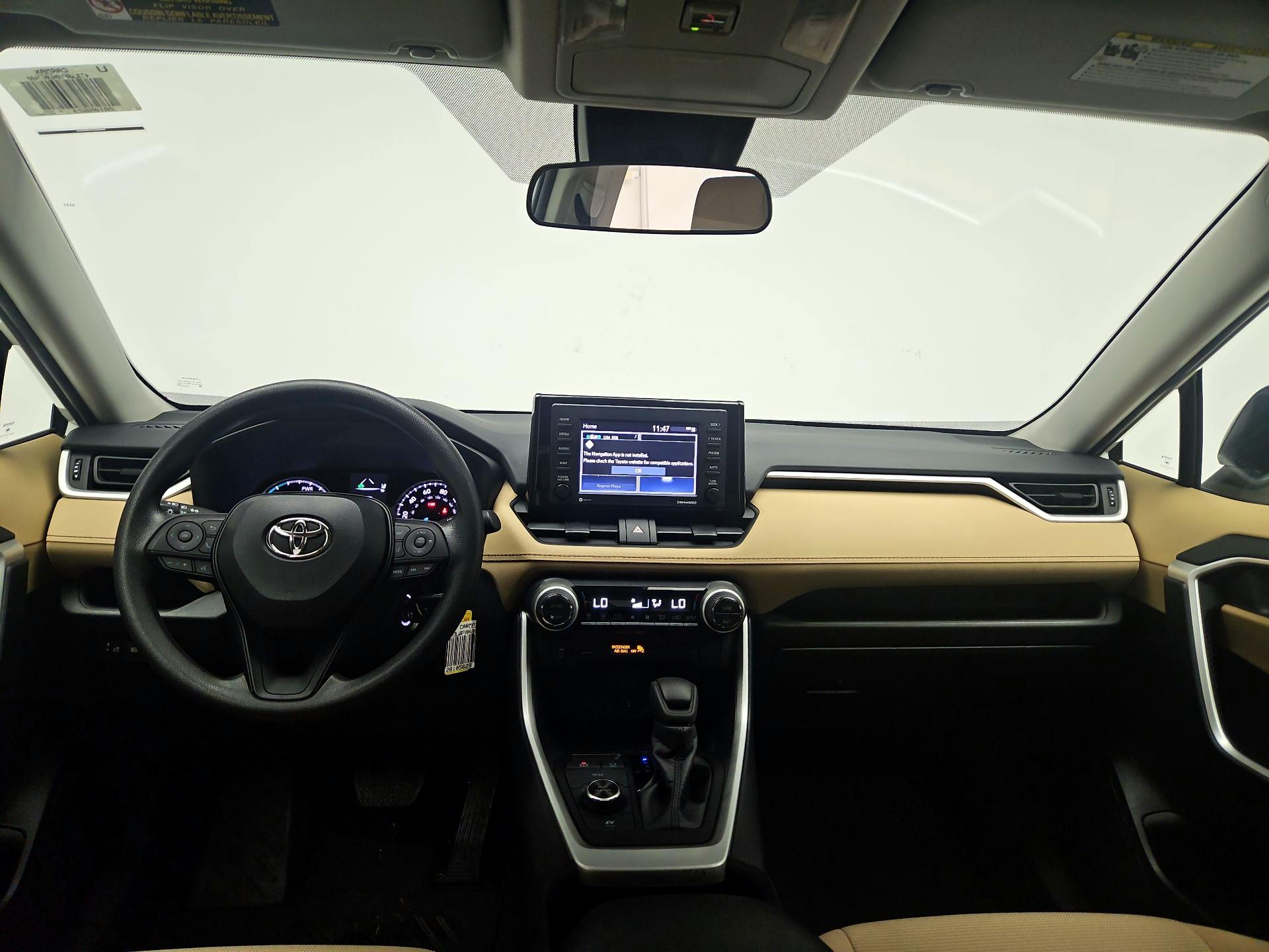 Thumbnail: 2022 Toyota RAV4 - 9