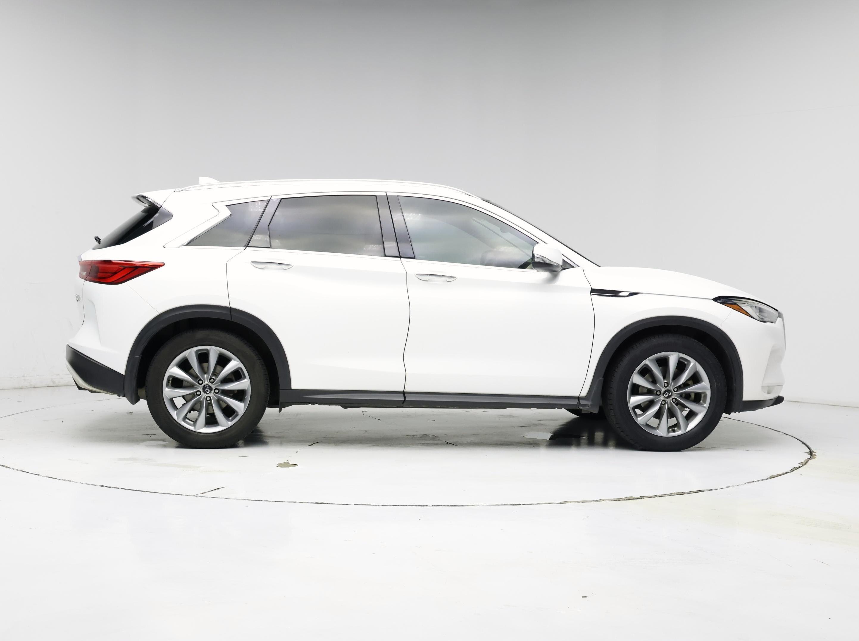 Thumbnail: 2019 INFINITI QX50 - 7