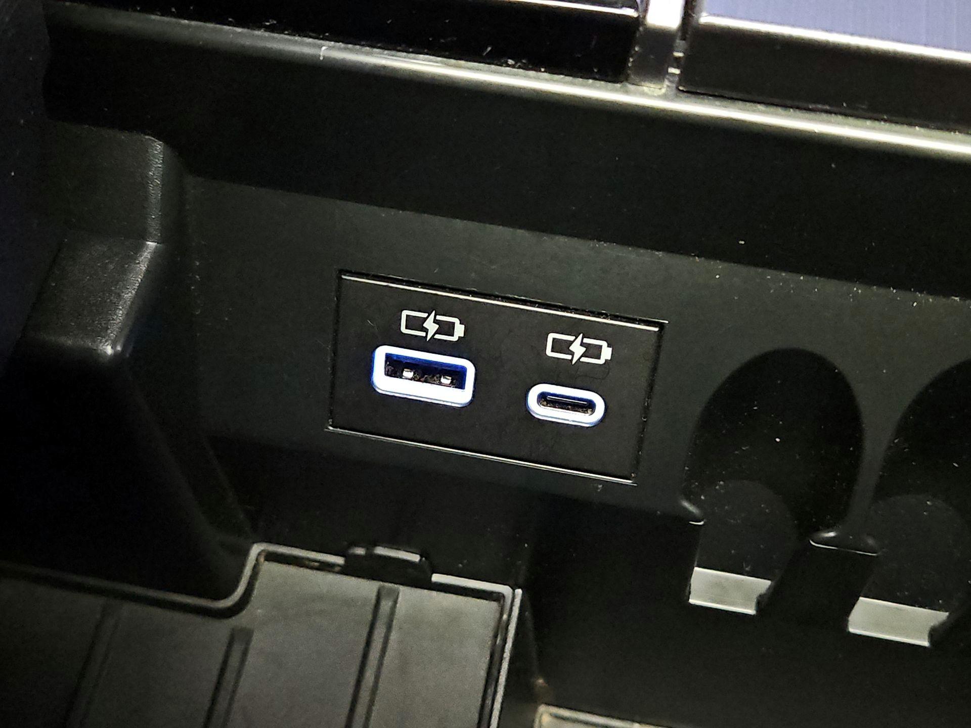 Thumbnail: 2023 Toyota Tundra - 18