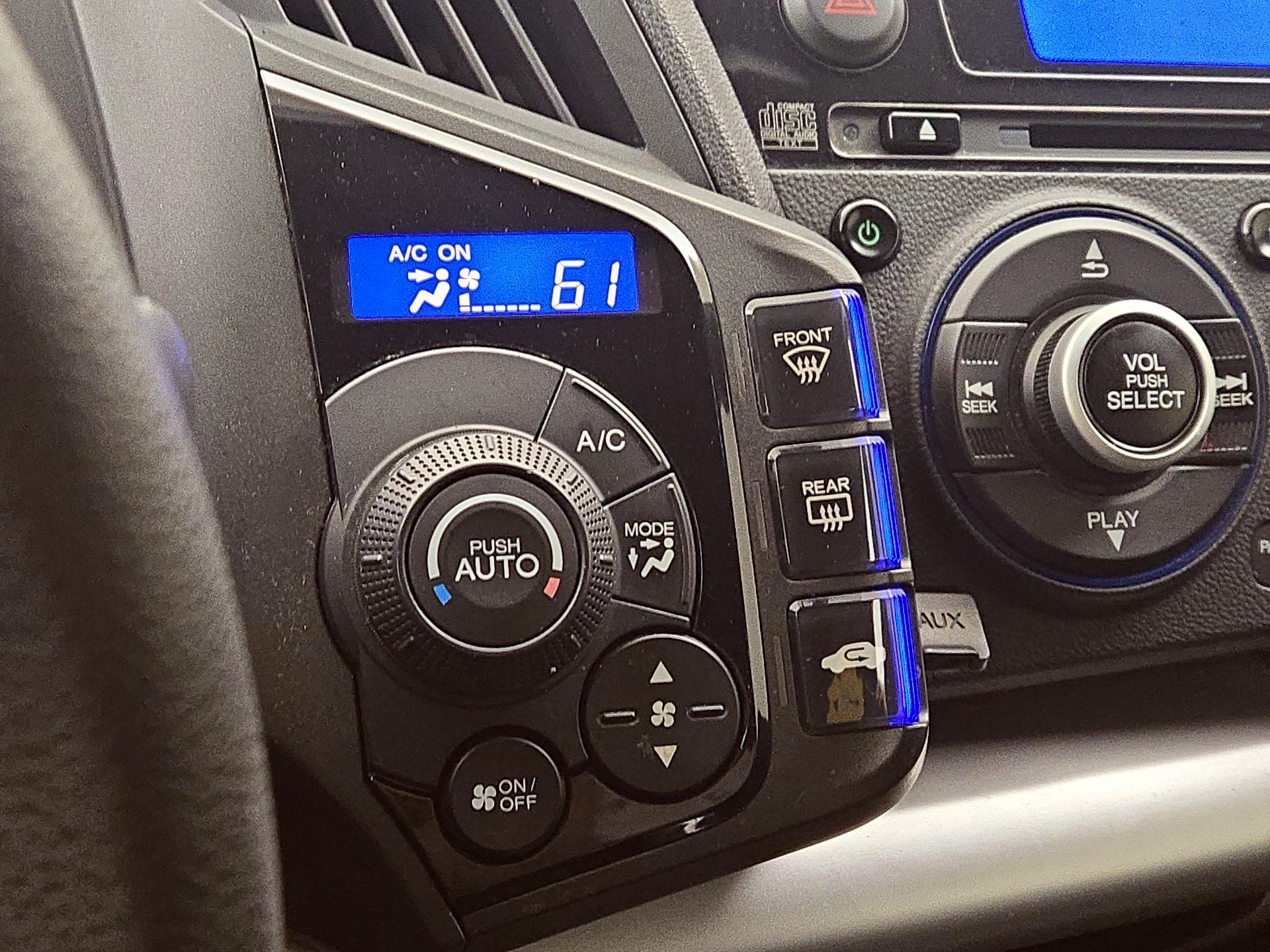 Thumbnail: 2015 Honda CR-Z - 16