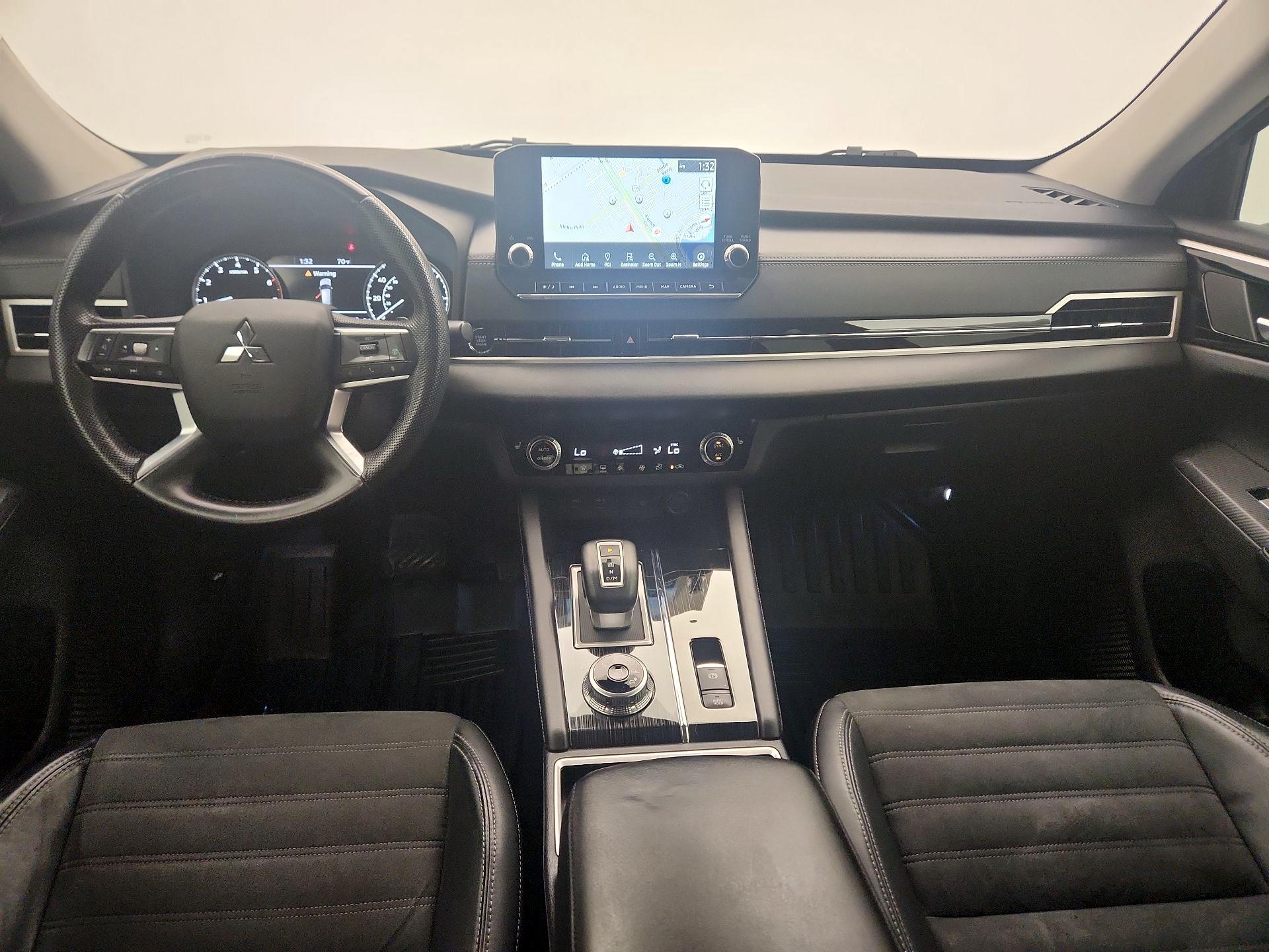 Thumbnail: 2022 Mitsubishi Outlander - 9