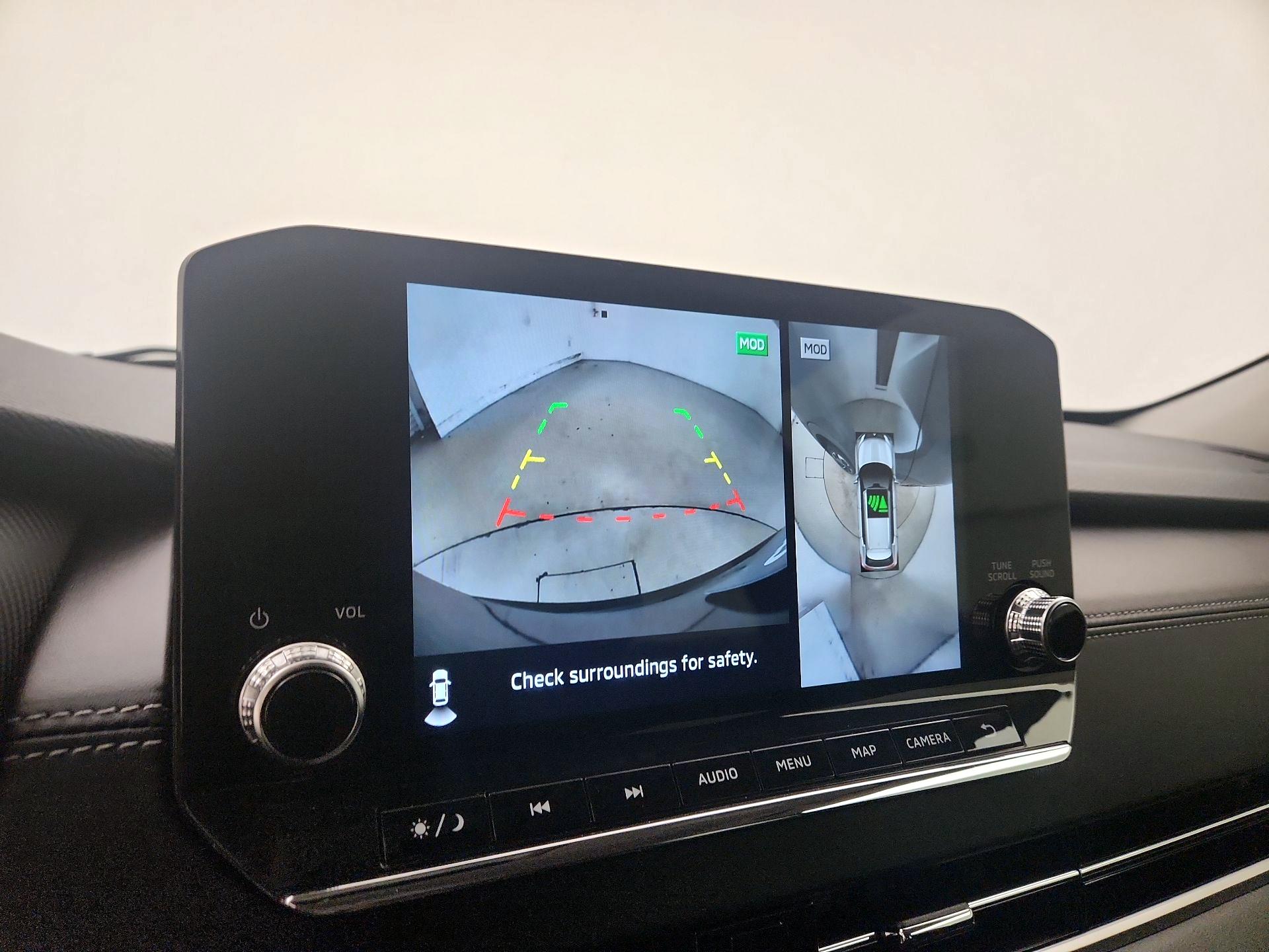 Thumbnail: 2022 Mitsubishi Outlander - 15