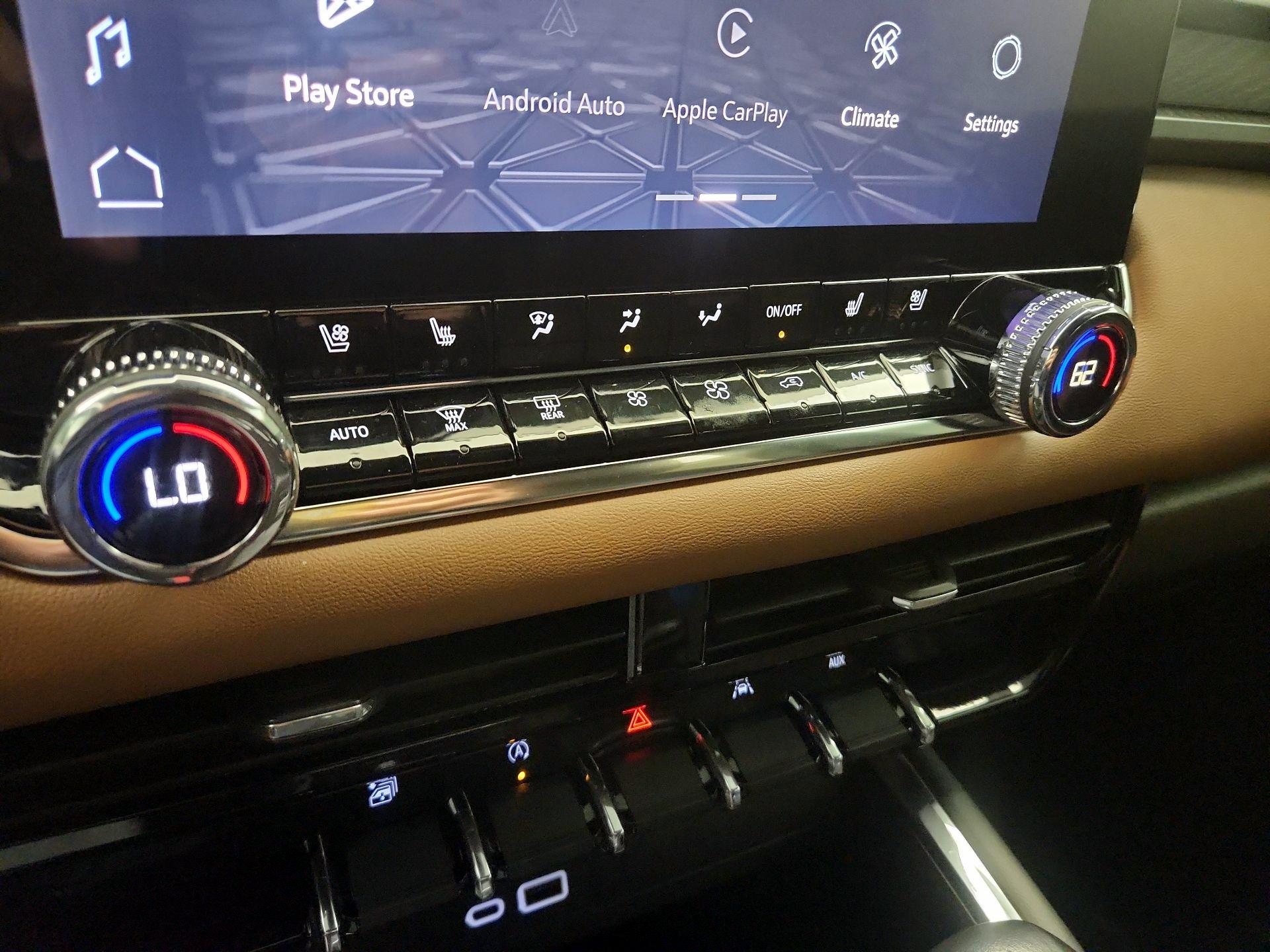 Thumbnail: 2023 GMC Canyon - 16