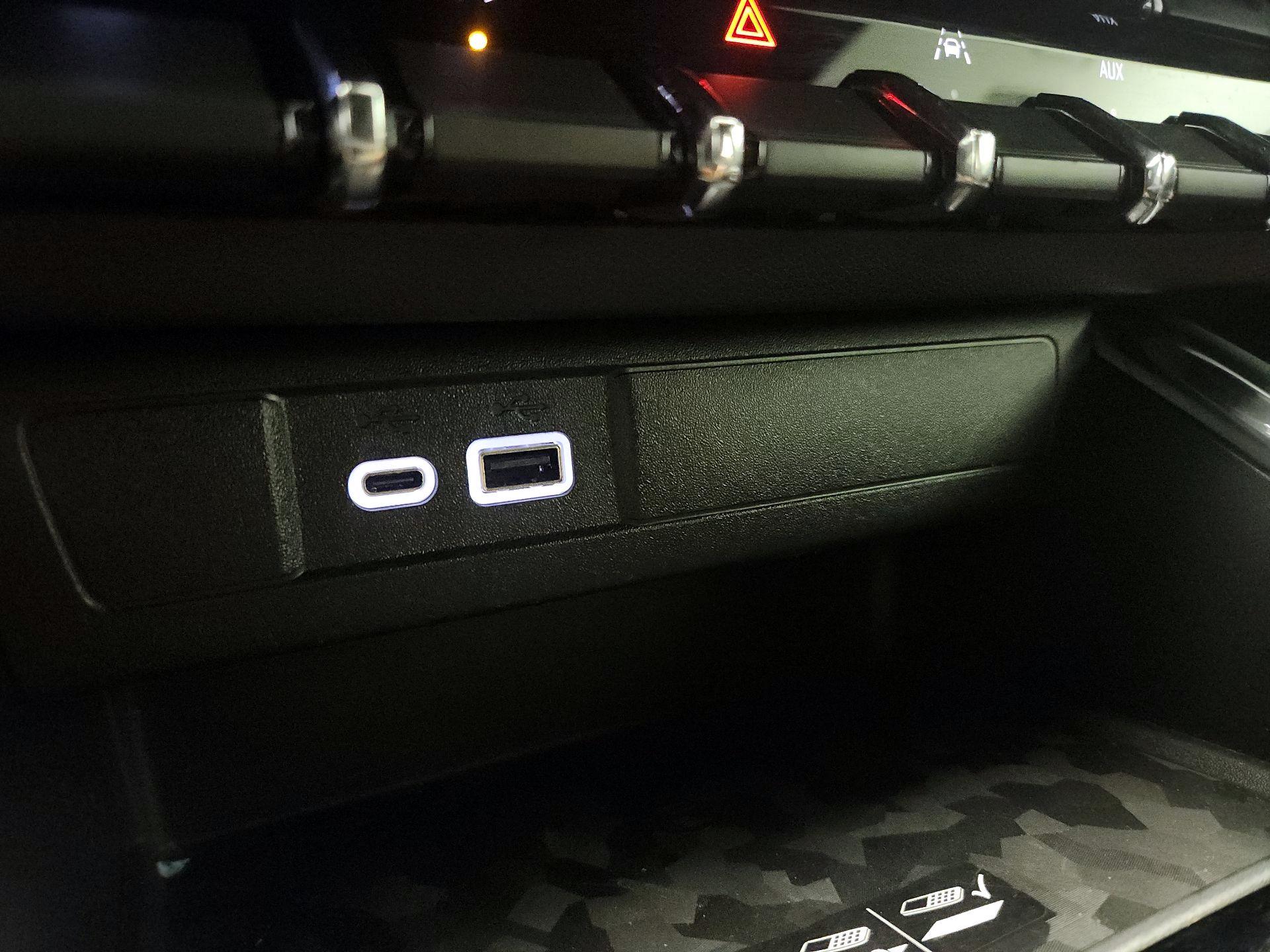 Thumbnail: 2023 GMC Canyon - 18