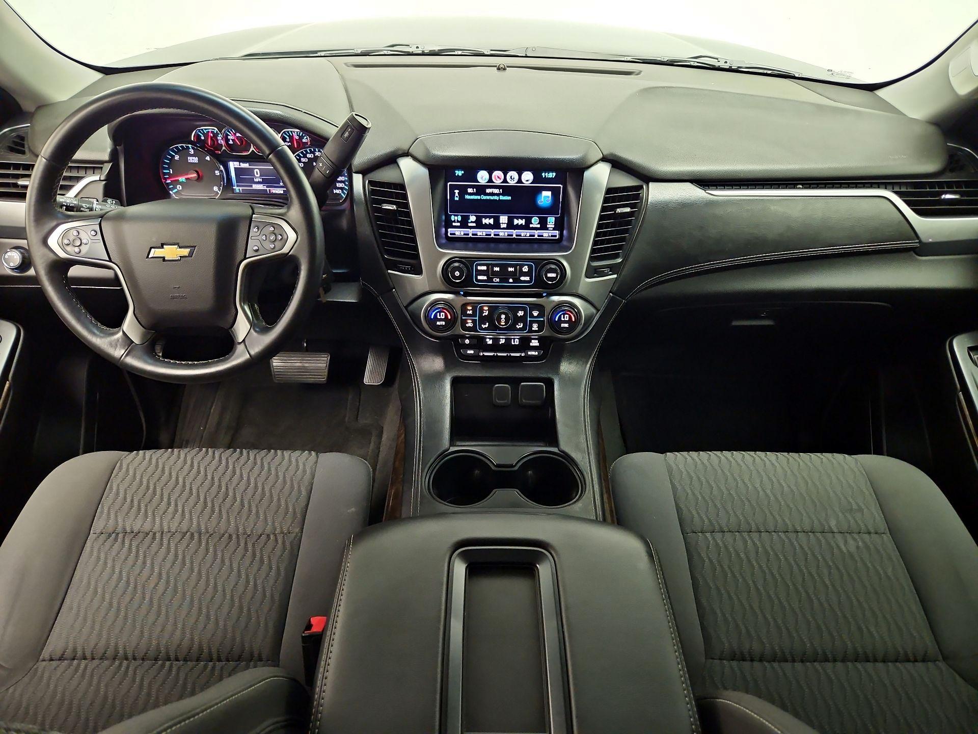 Thumbnail: 2016 Chevrolet Suburban - 9