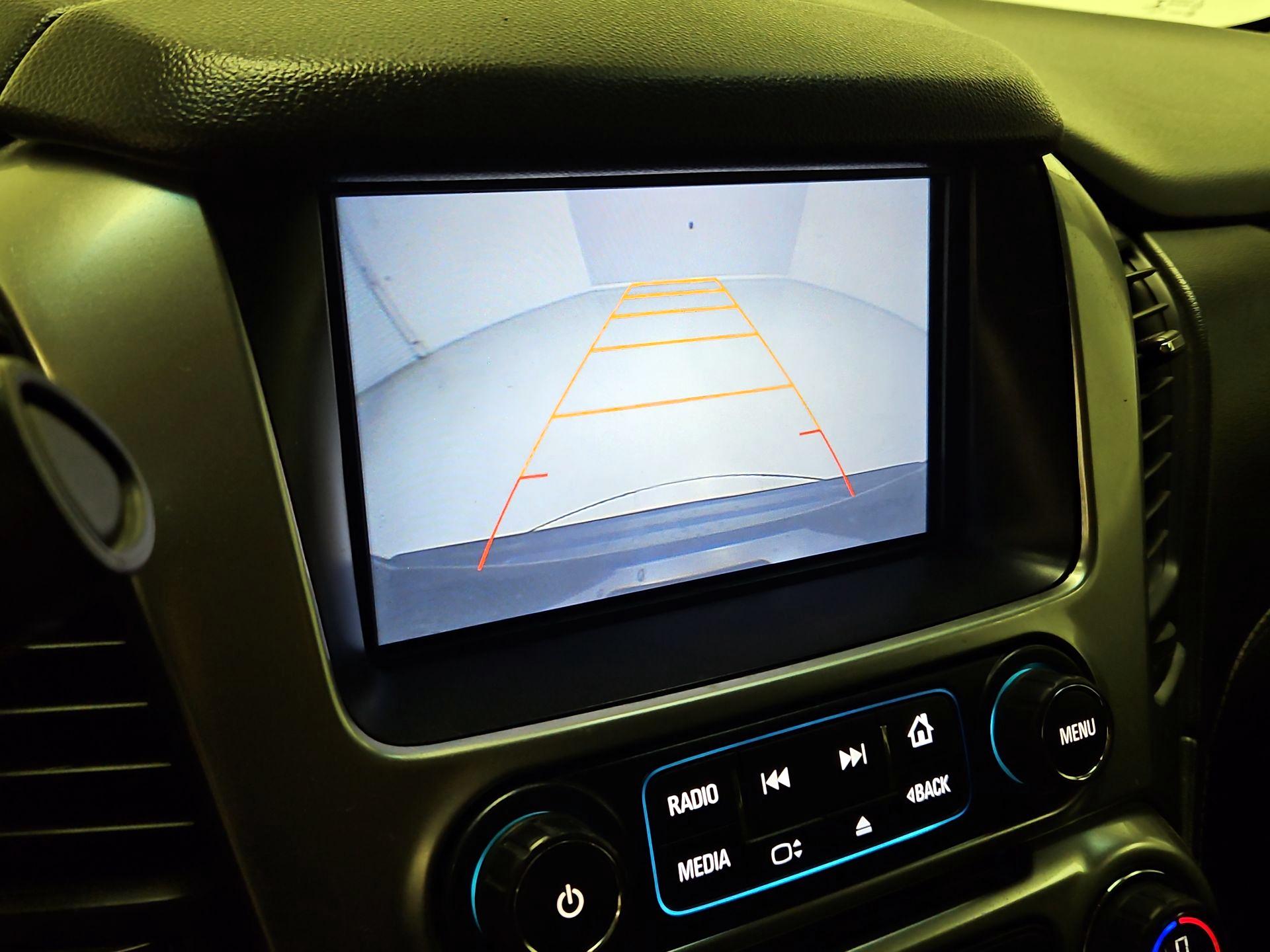 Thumbnail: 2016 Chevrolet Suburban - 14