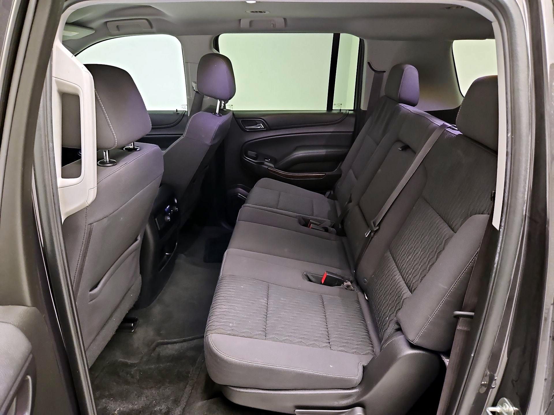 Thumbnail: 2016 Chevrolet Suburban - 19