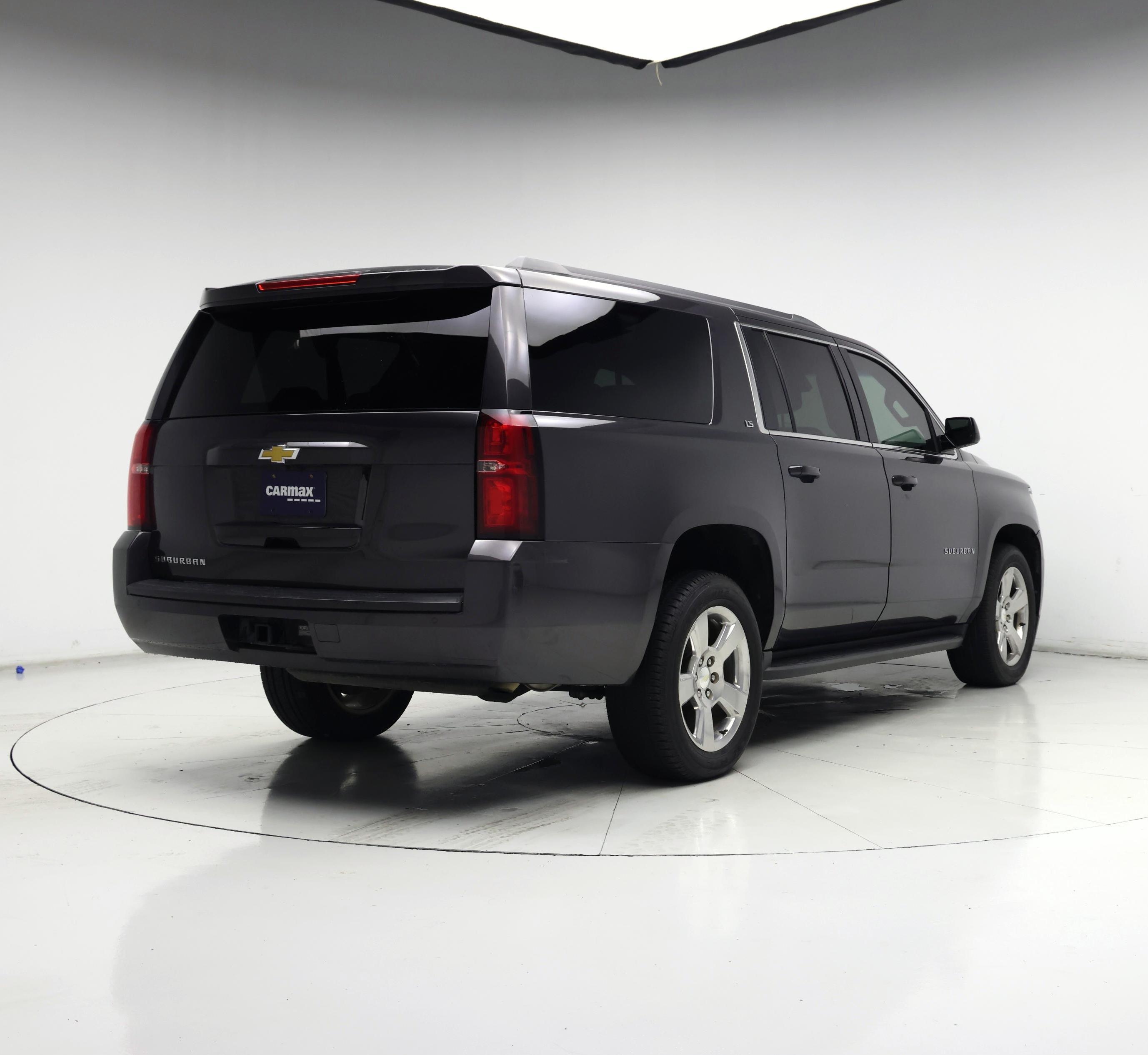 Thumbnail: 2016 Chevrolet Suburban - 8