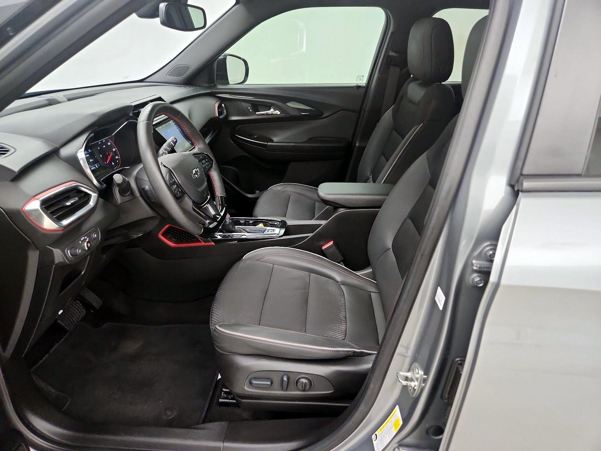 Thumbnail: 2023 Chevrolet TrailBlazer - 11