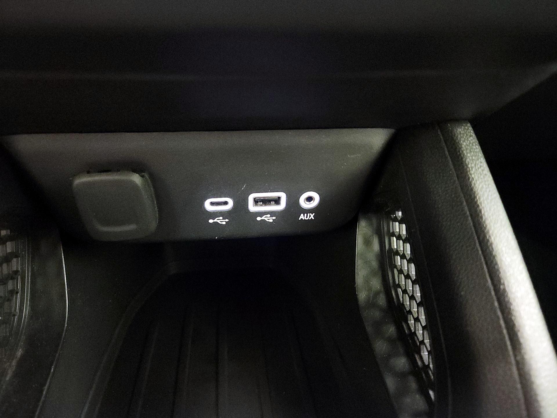 Thumbnail: 2023 Chevrolet TrailBlazer - 18