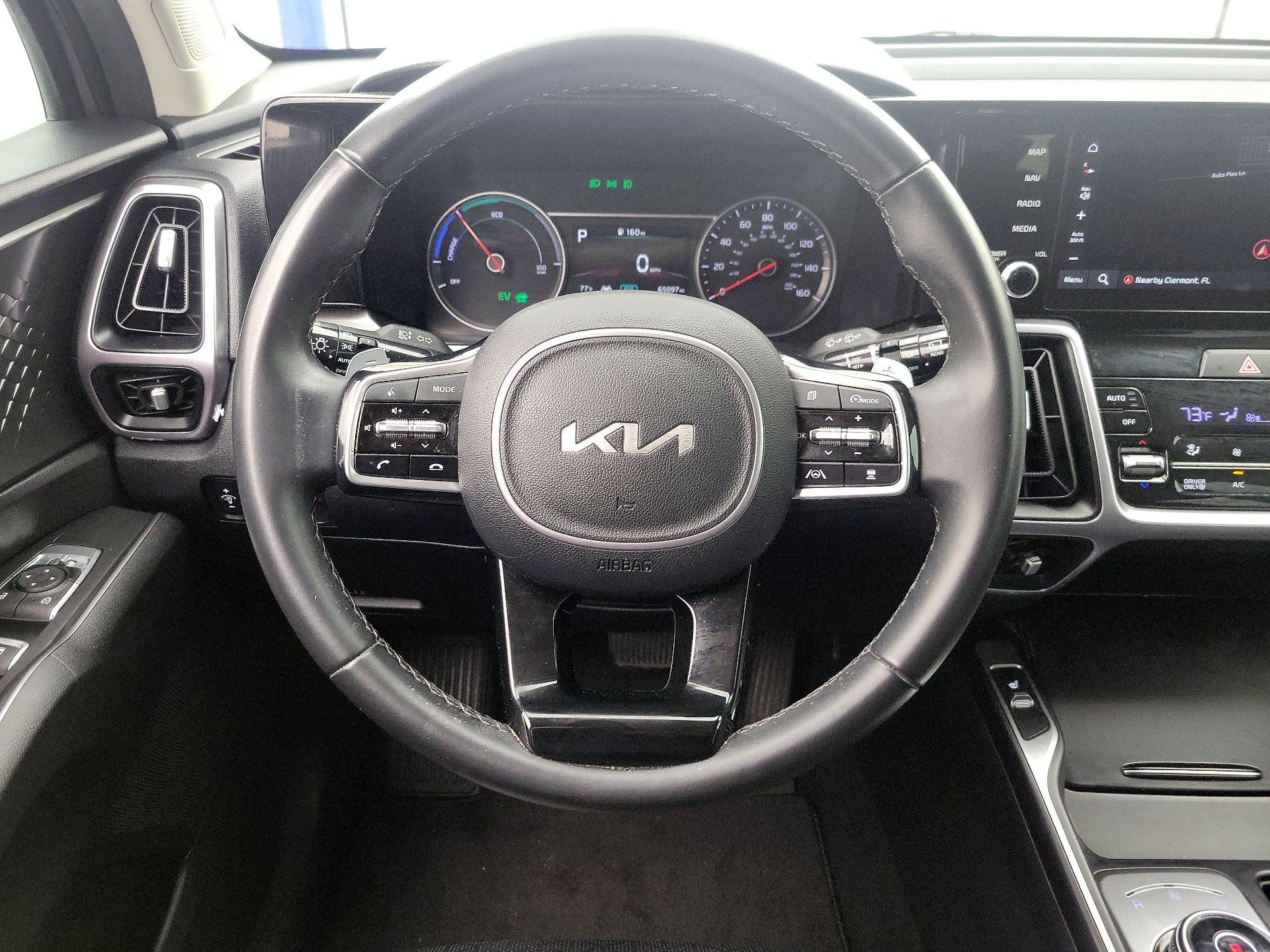 Thumbnail: 2023 Kia Sorento - 10