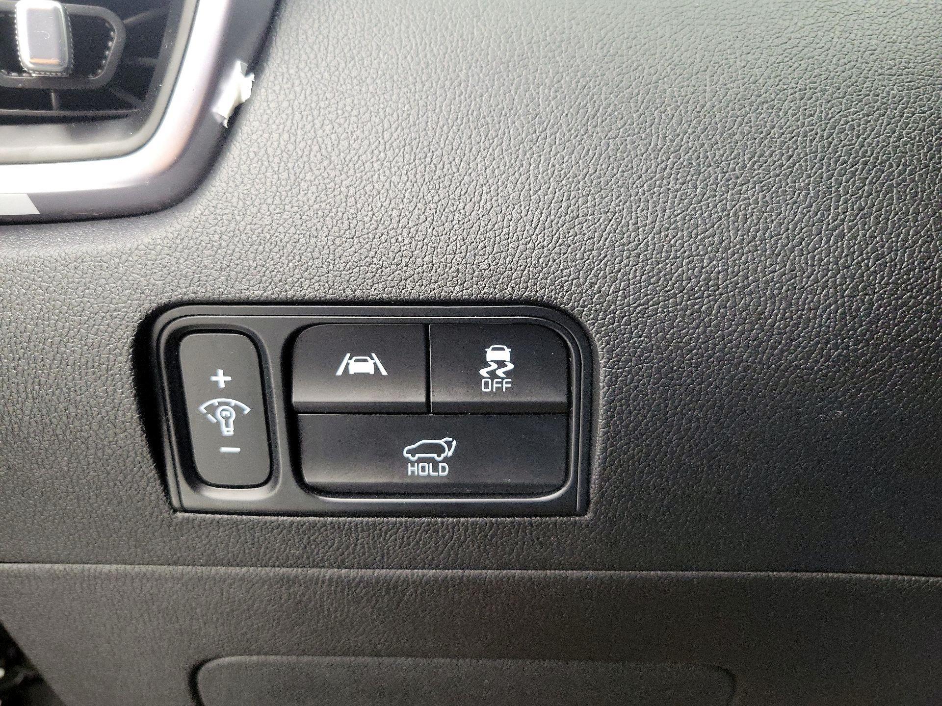 Thumbnail: 2023 Kia Sorento - 13