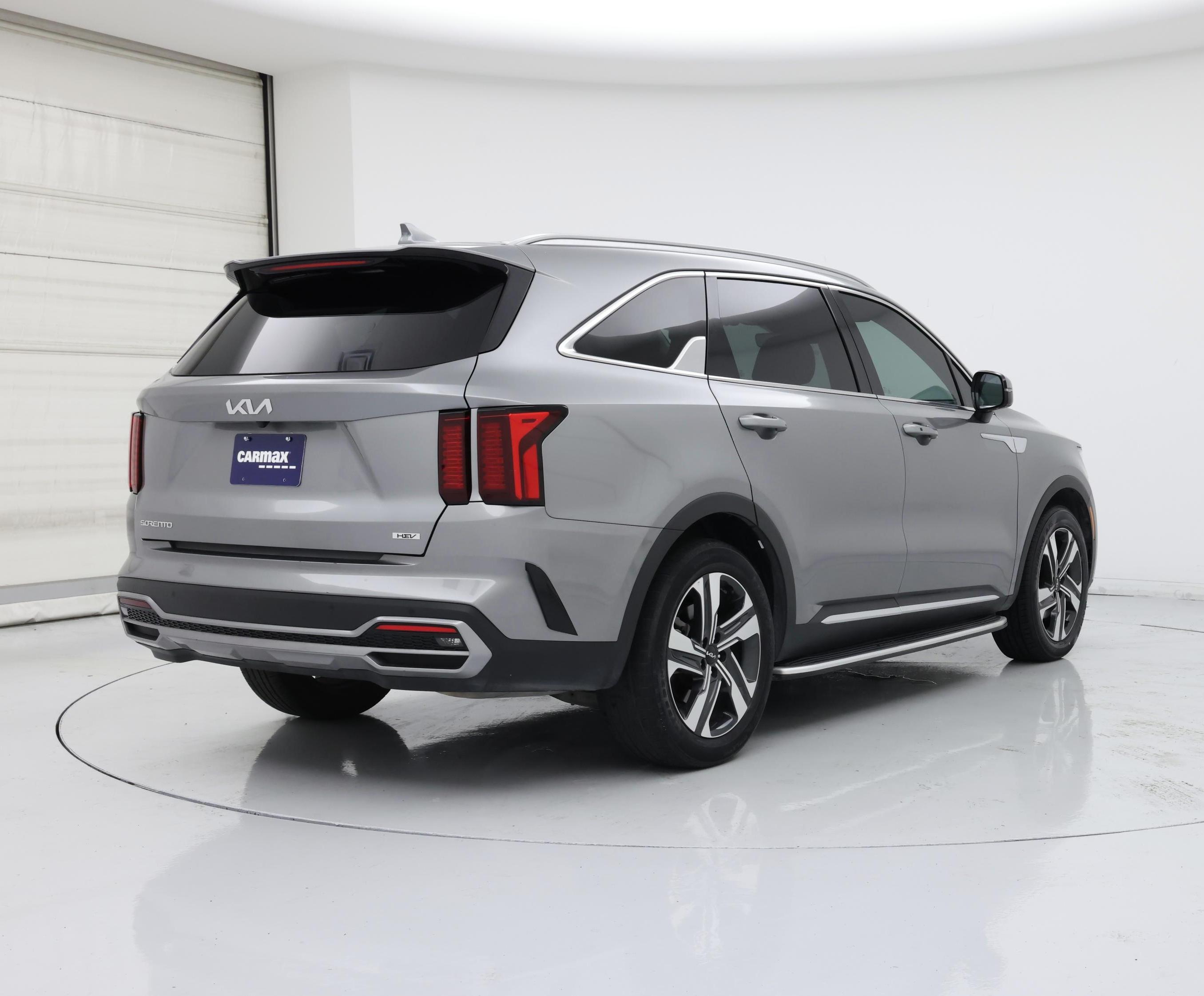 Thumbnail: 2023 Kia Sorento - 8