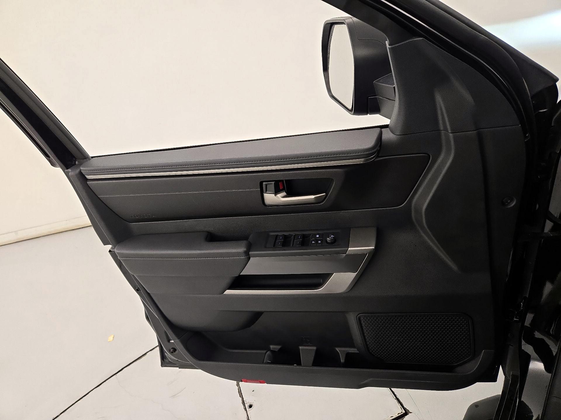 Thumbnail: 2023 Toyota Tundra - 12