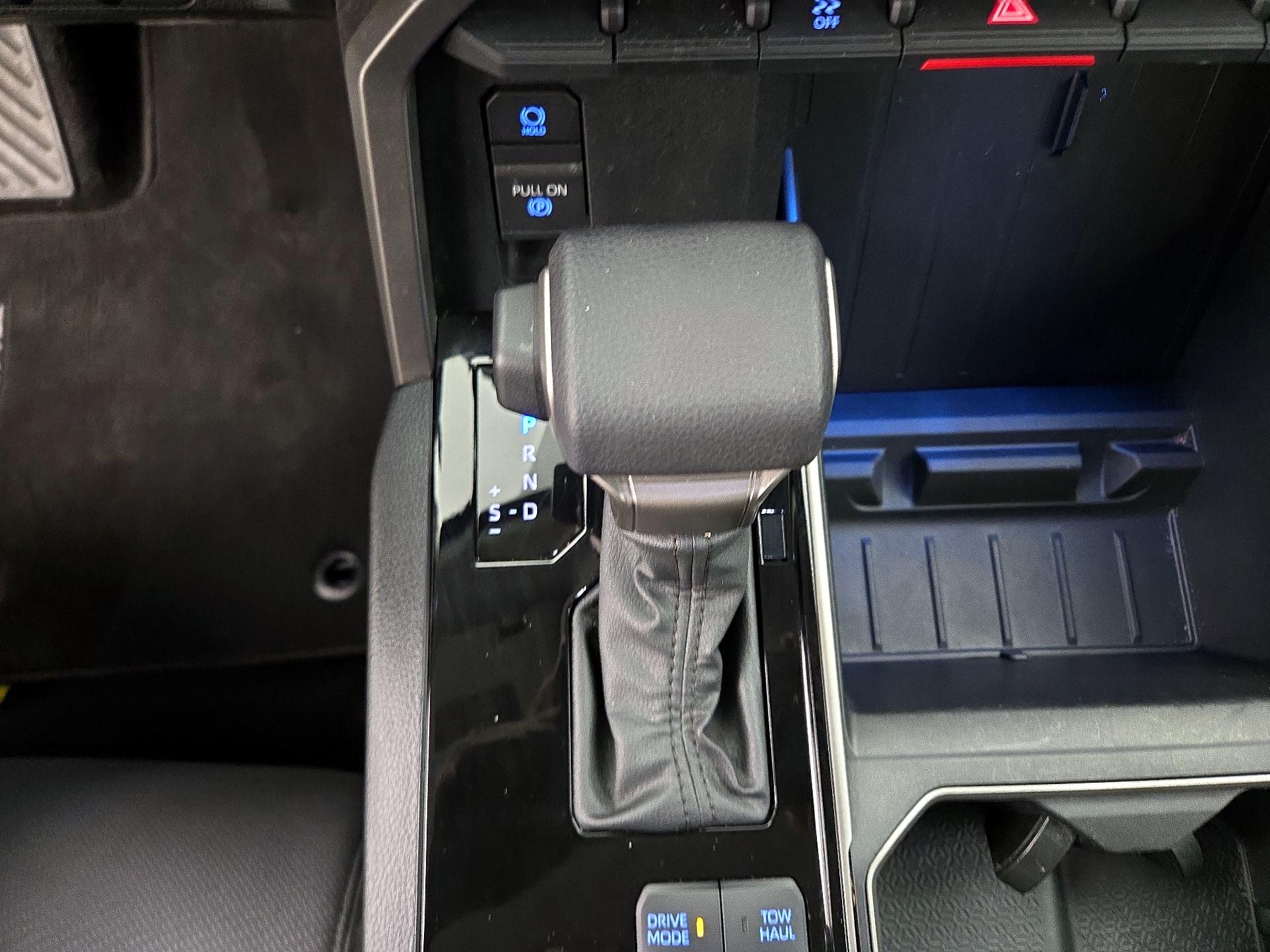 Thumbnail: 2023 Toyota Tundra - 17