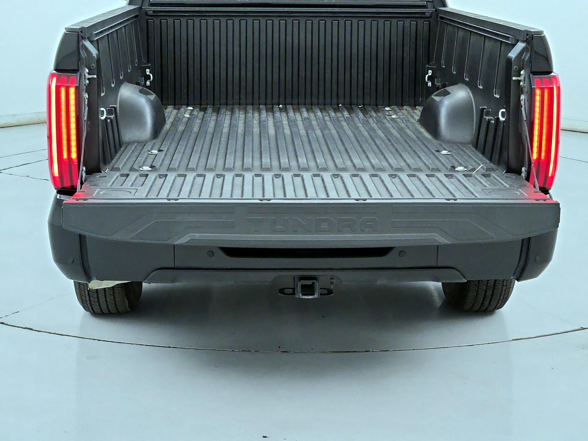 Thumbnail: 2023 Toyota Tundra - 20