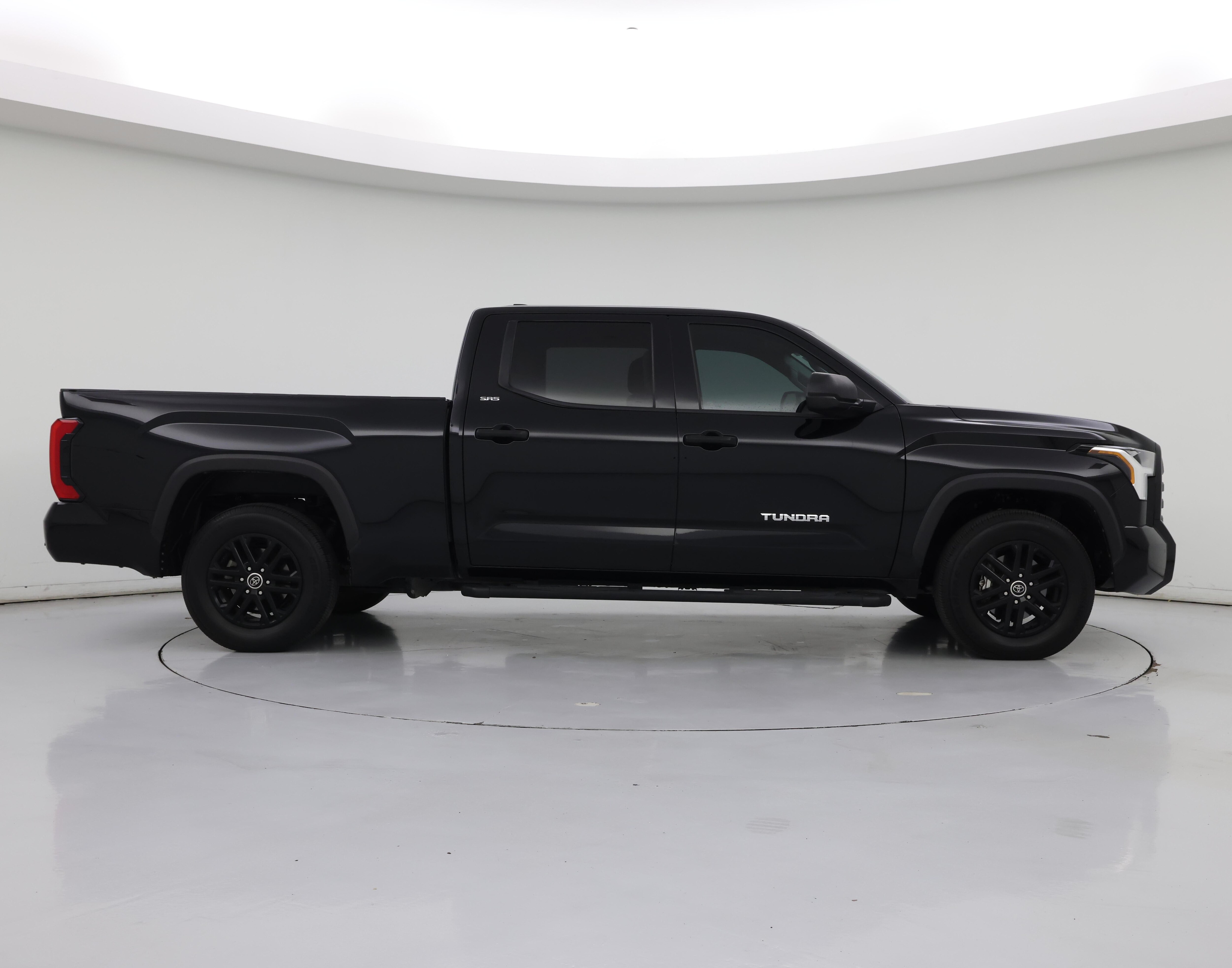 Thumbnail: 2023 Toyota Tundra - 7