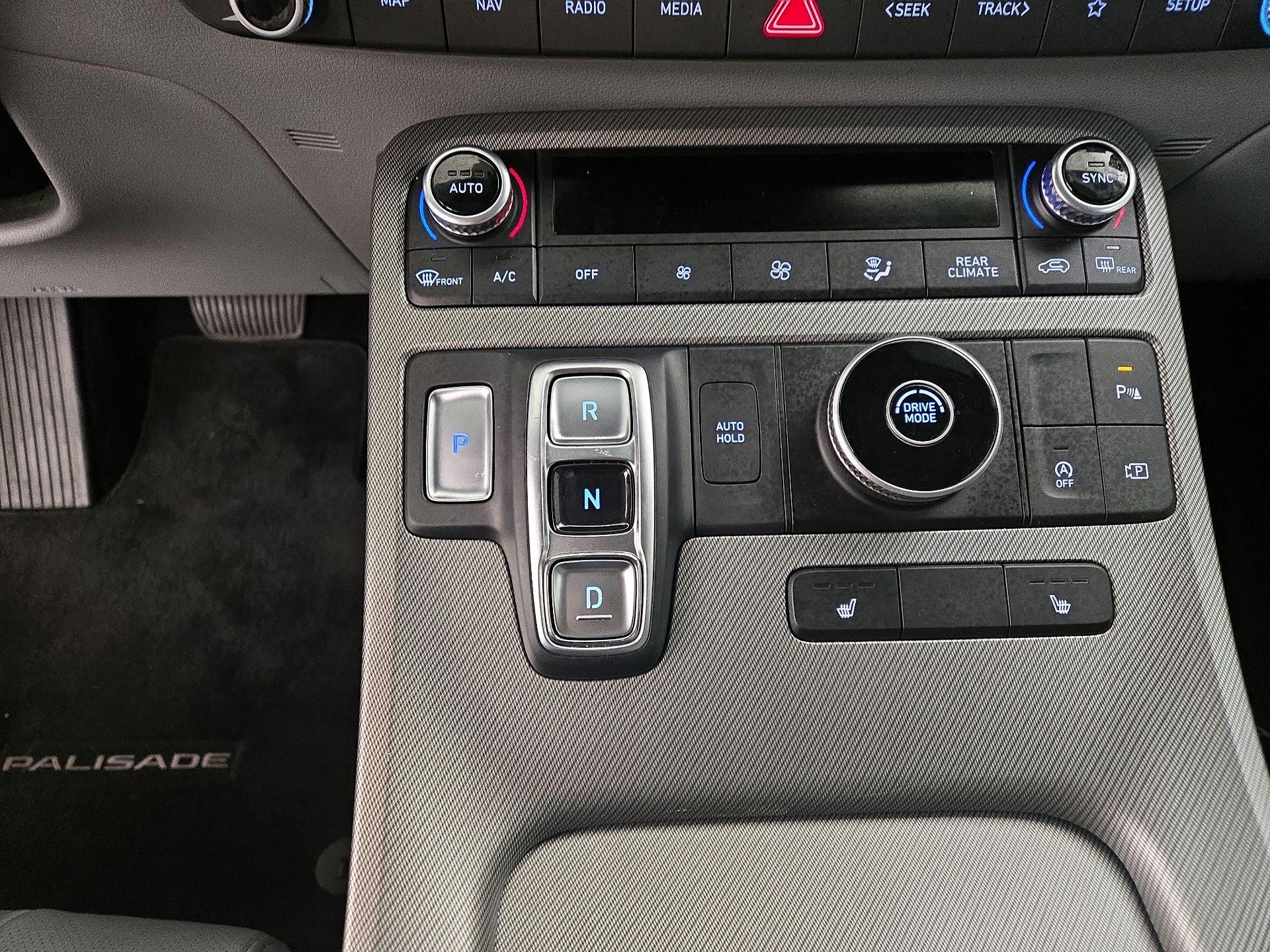 Thumbnail: 2025 Hyundai Palisade - 18