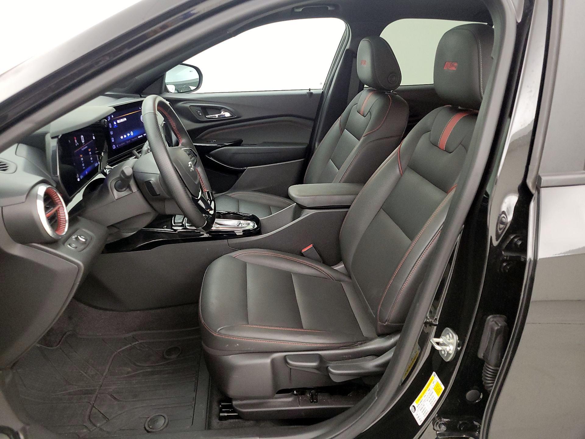 Thumbnail: 2025 Chevrolet Trax - 11