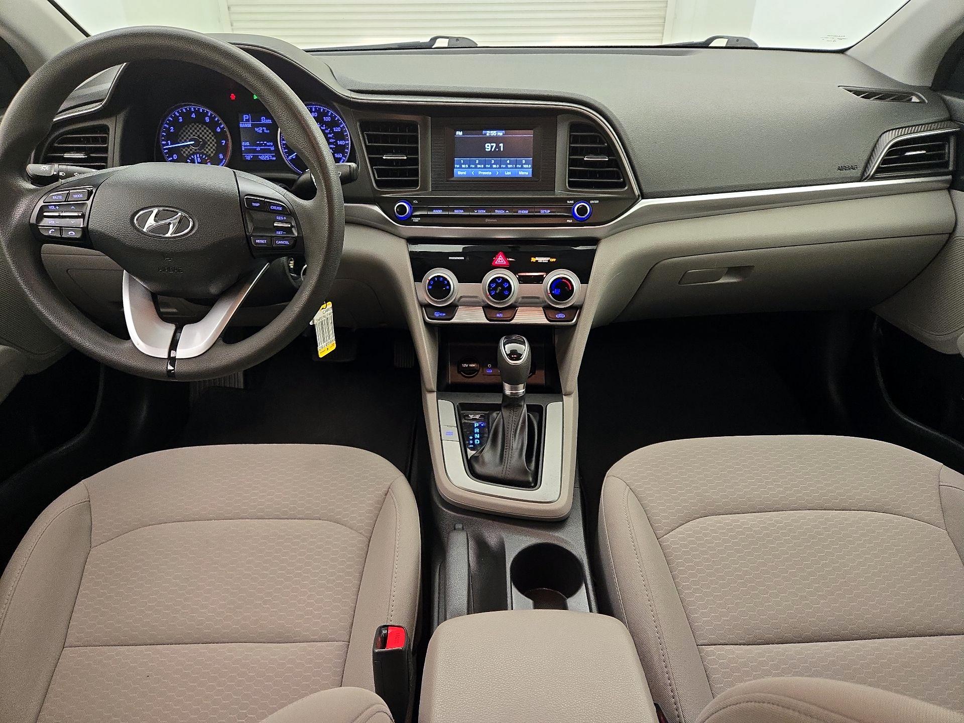 Thumbnail: 2019 Hyundai Elantra - 9