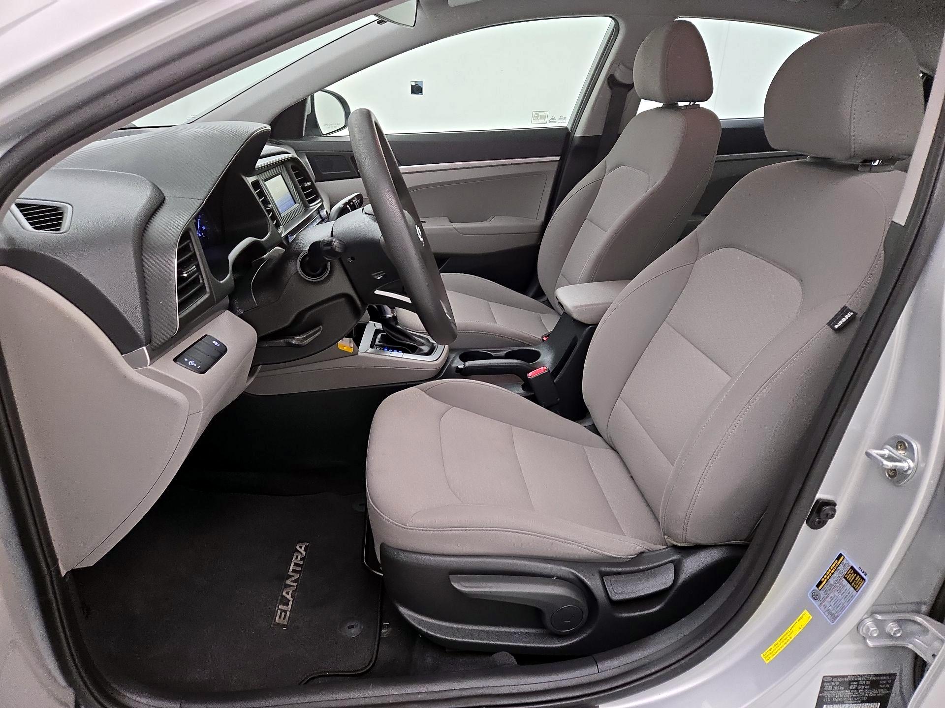 Thumbnail: 2019 Hyundai Elantra - 11