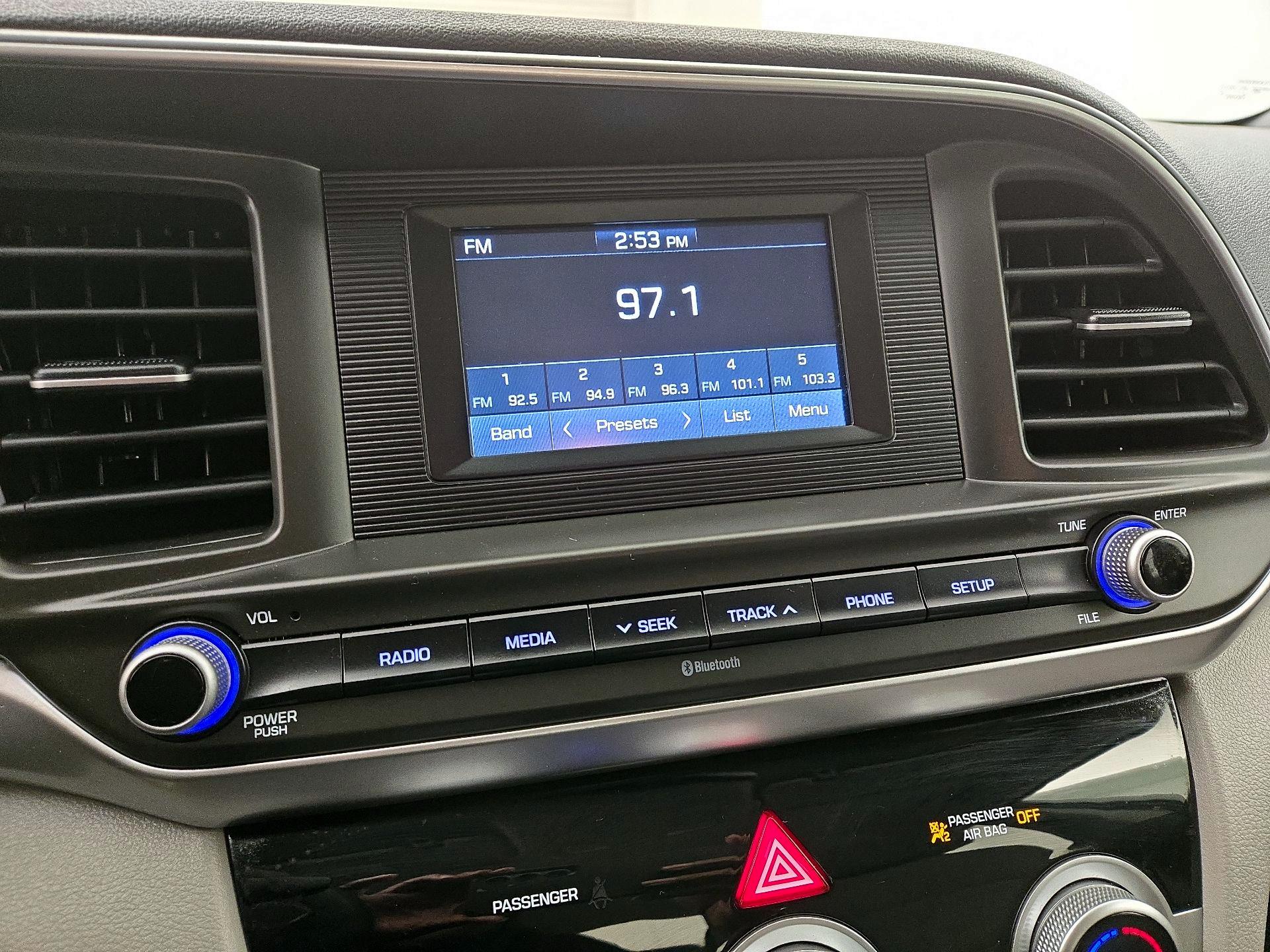 Thumbnail: 2019 Hyundai Elantra - 15