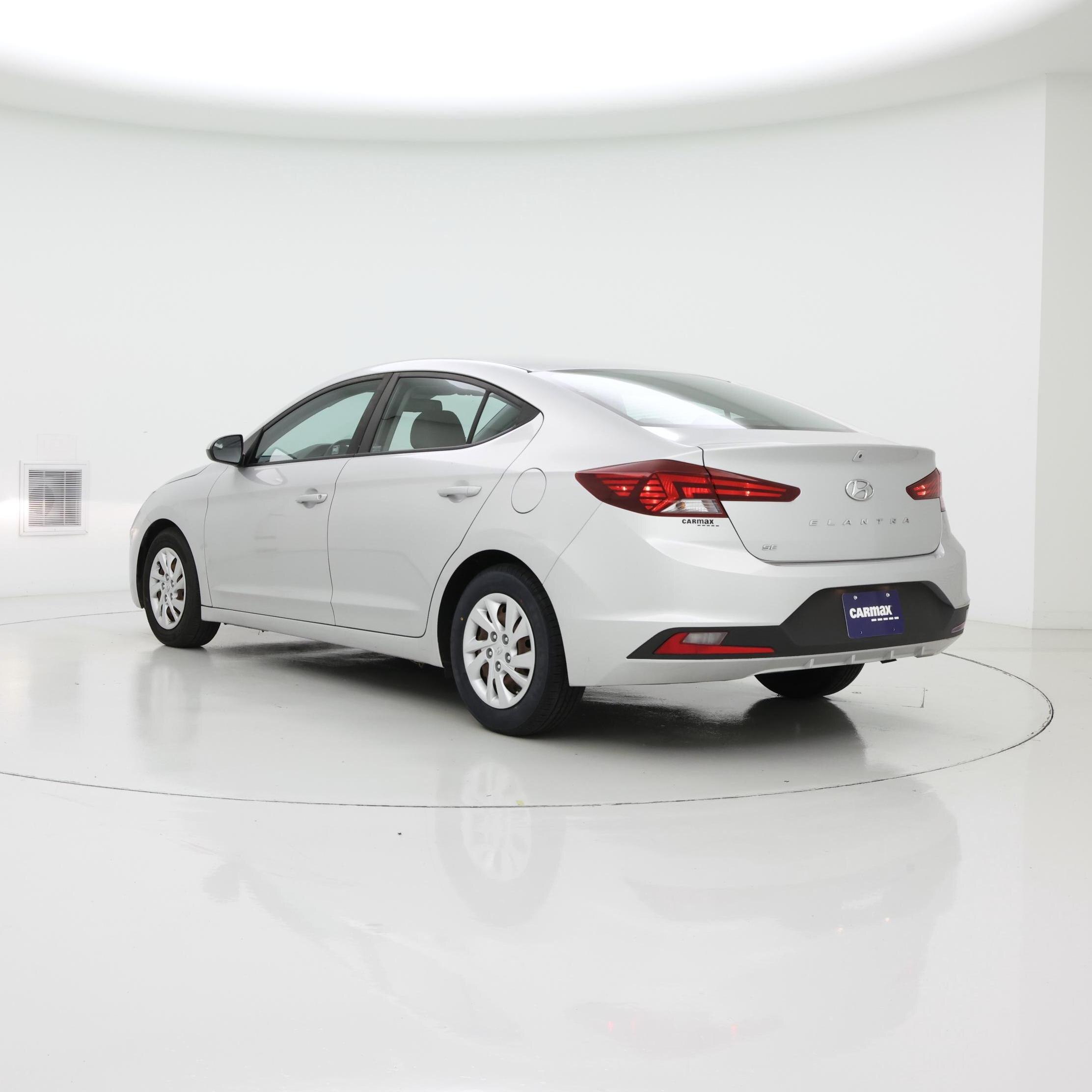 Thumbnail: 2019 Hyundai Elantra - 2