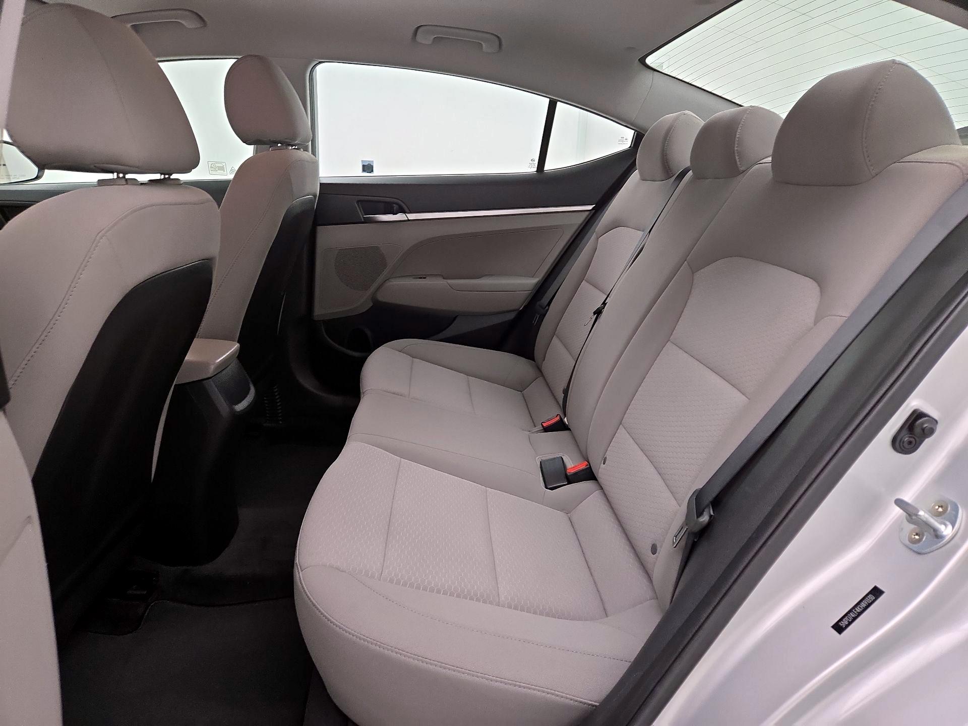 Thumbnail: 2019 Hyundai Elantra - 19