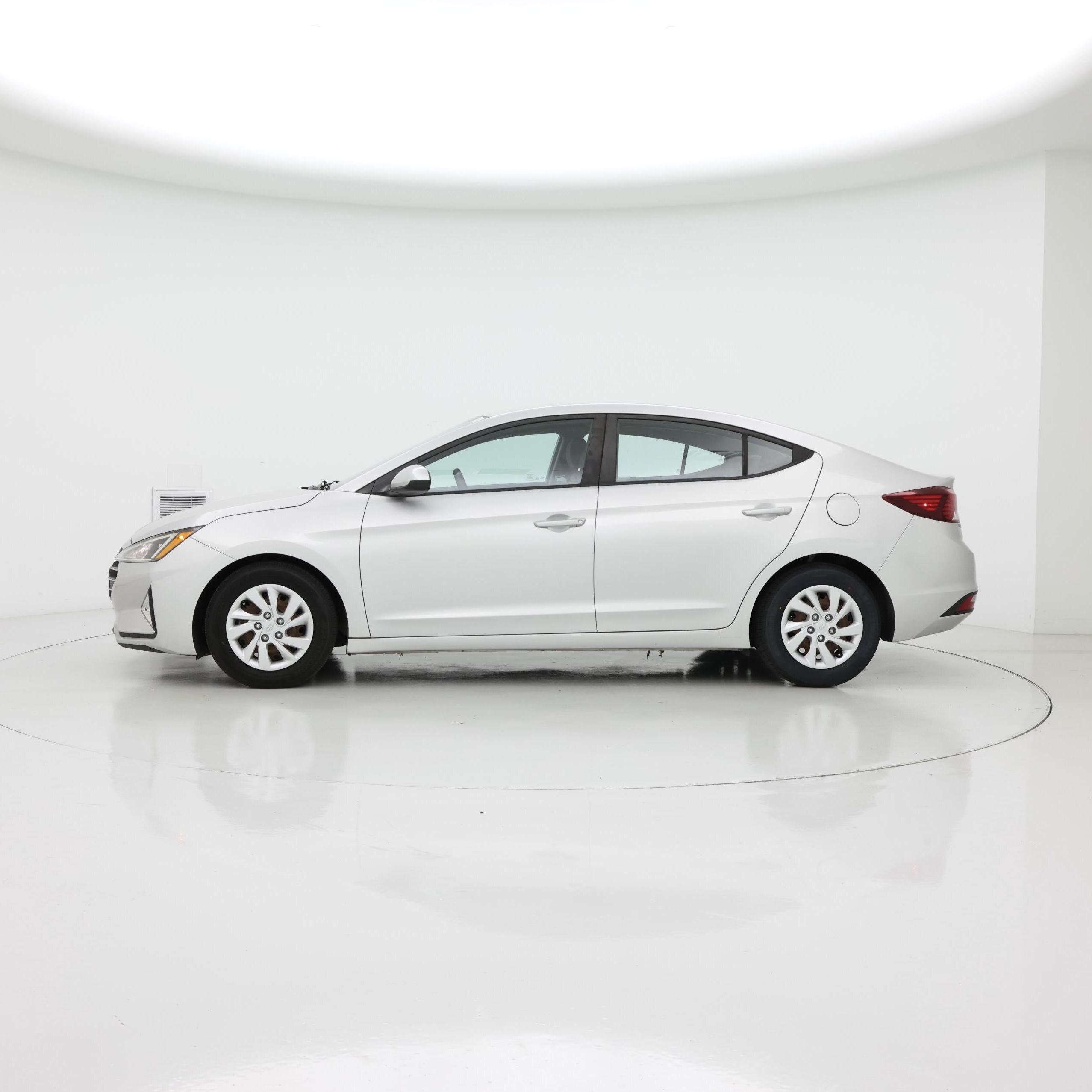 Thumbnail: 2019 Hyundai Elantra - 3