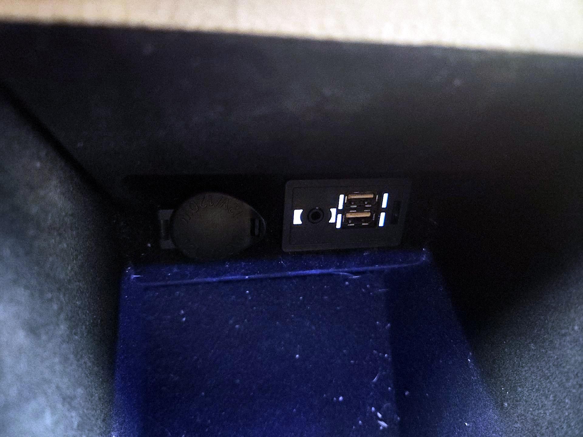 Thumbnail: 2015 Lexus ES - 19