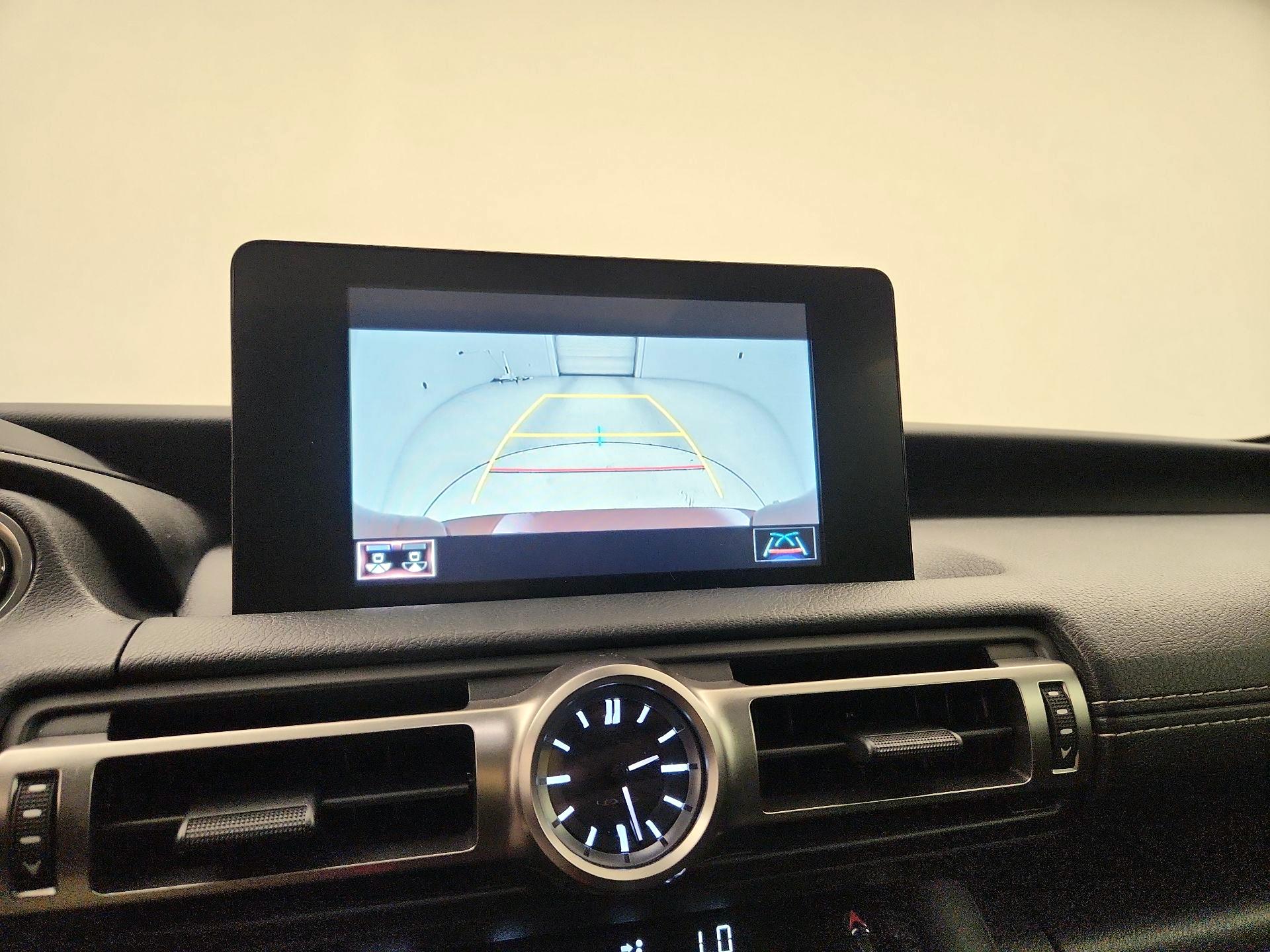 Thumbnail: 2022 Lexus IS - 14