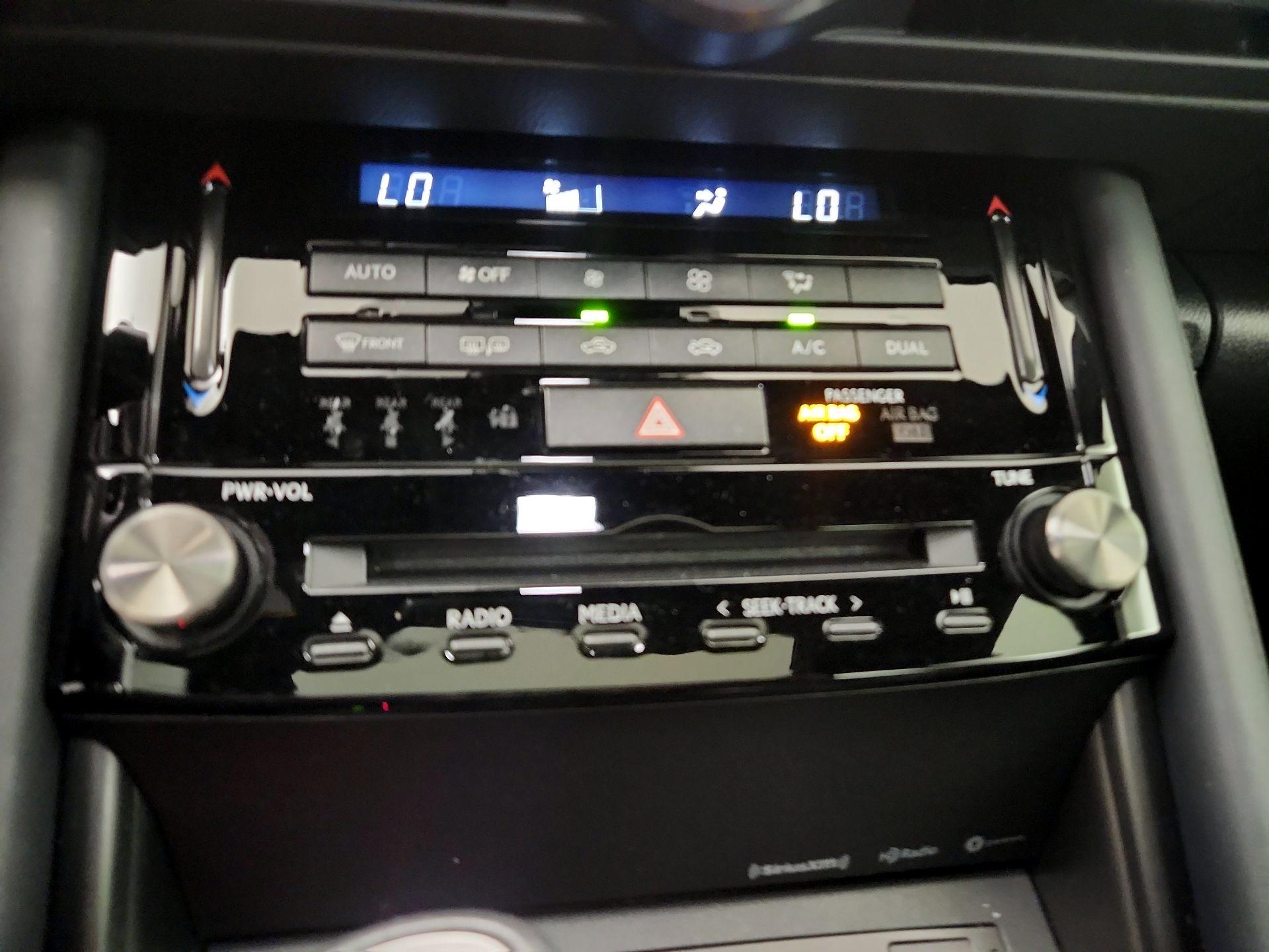 Thumbnail: 2022 Lexus IS - 16