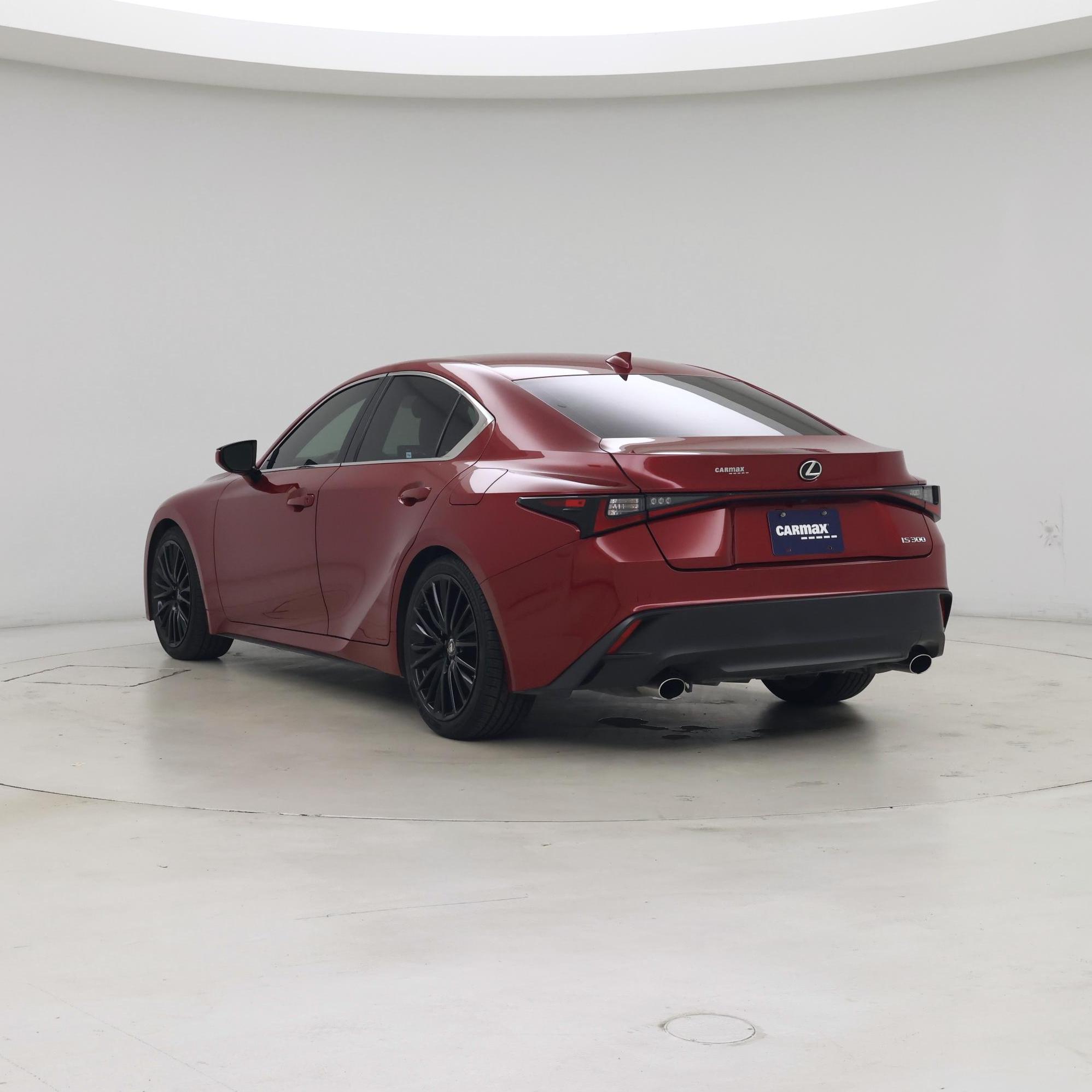 Thumbnail: 2022 Lexus IS - 2