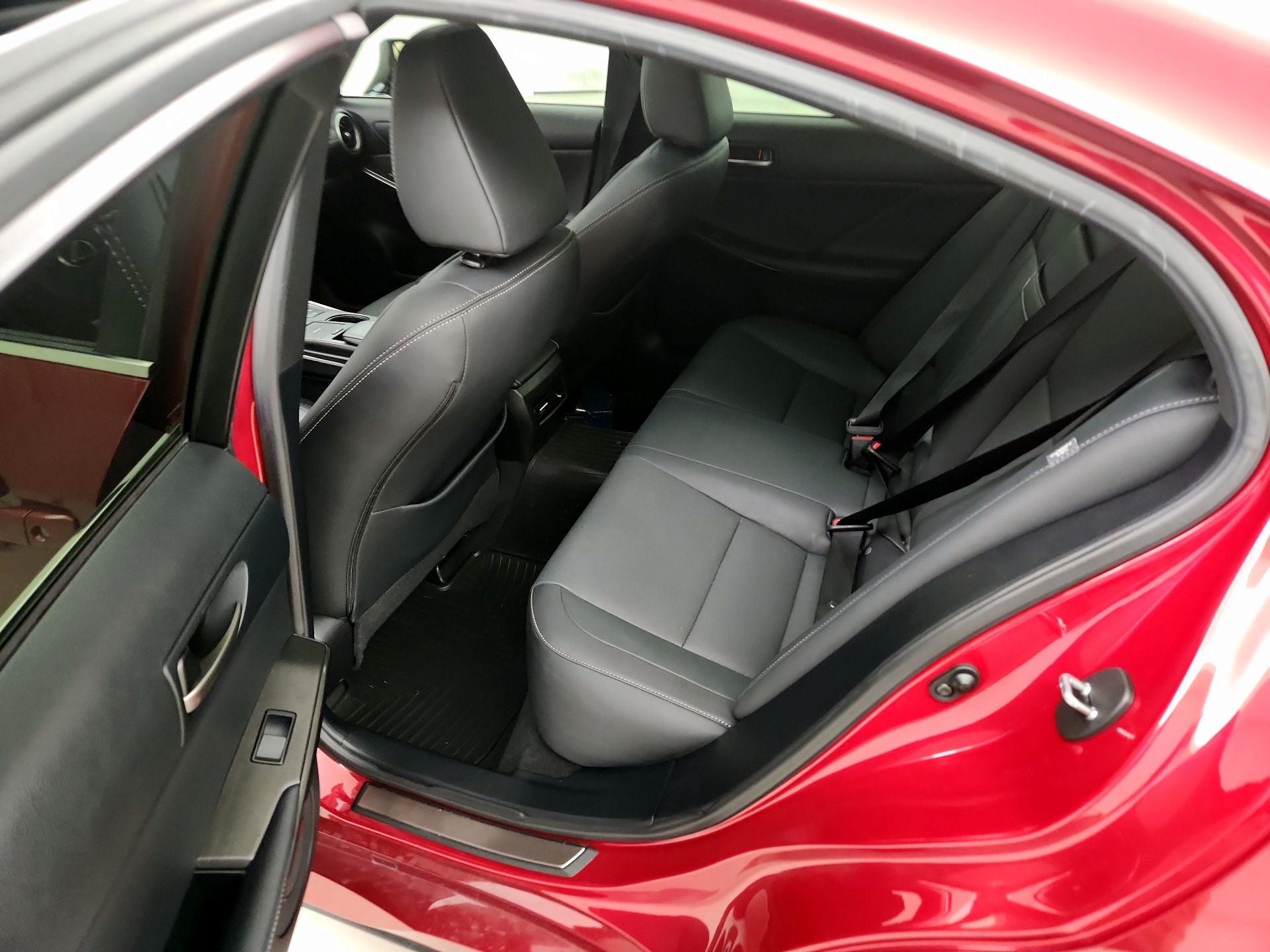 Thumbnail: 2022 Lexus IS - 20