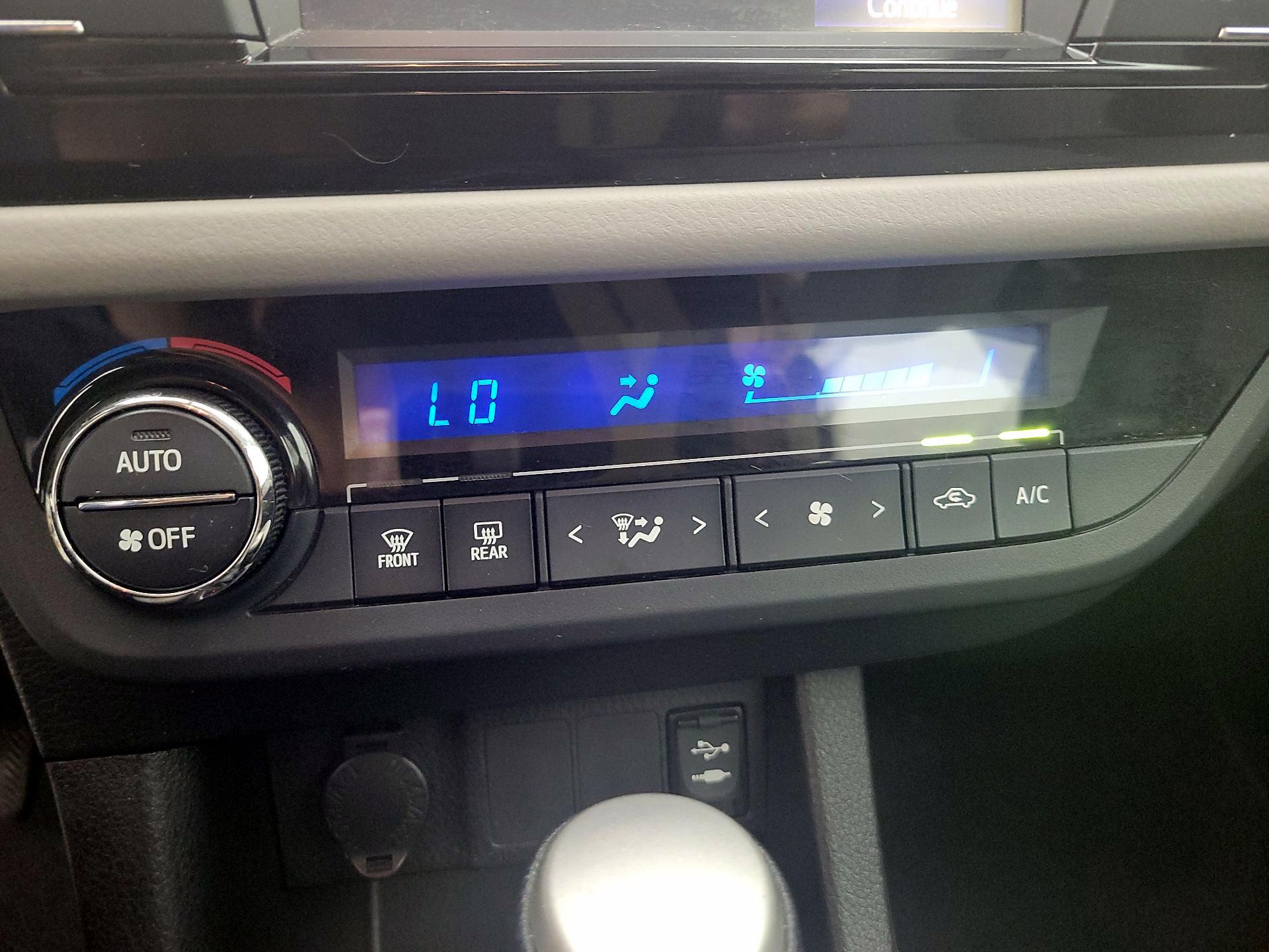 Thumbnail: 2016 Toyota Corolla - 16