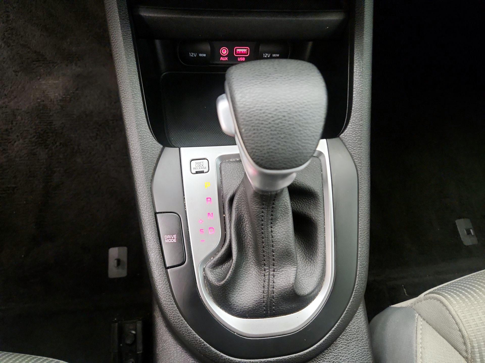 Thumbnail: 2020 Kia Forte - 17