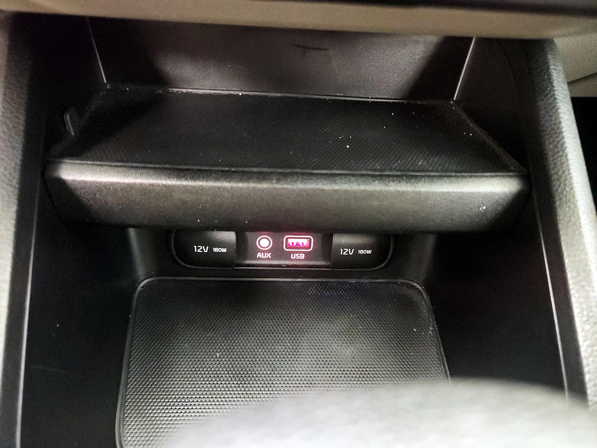 Thumbnail: 2020 Kia Forte - 18