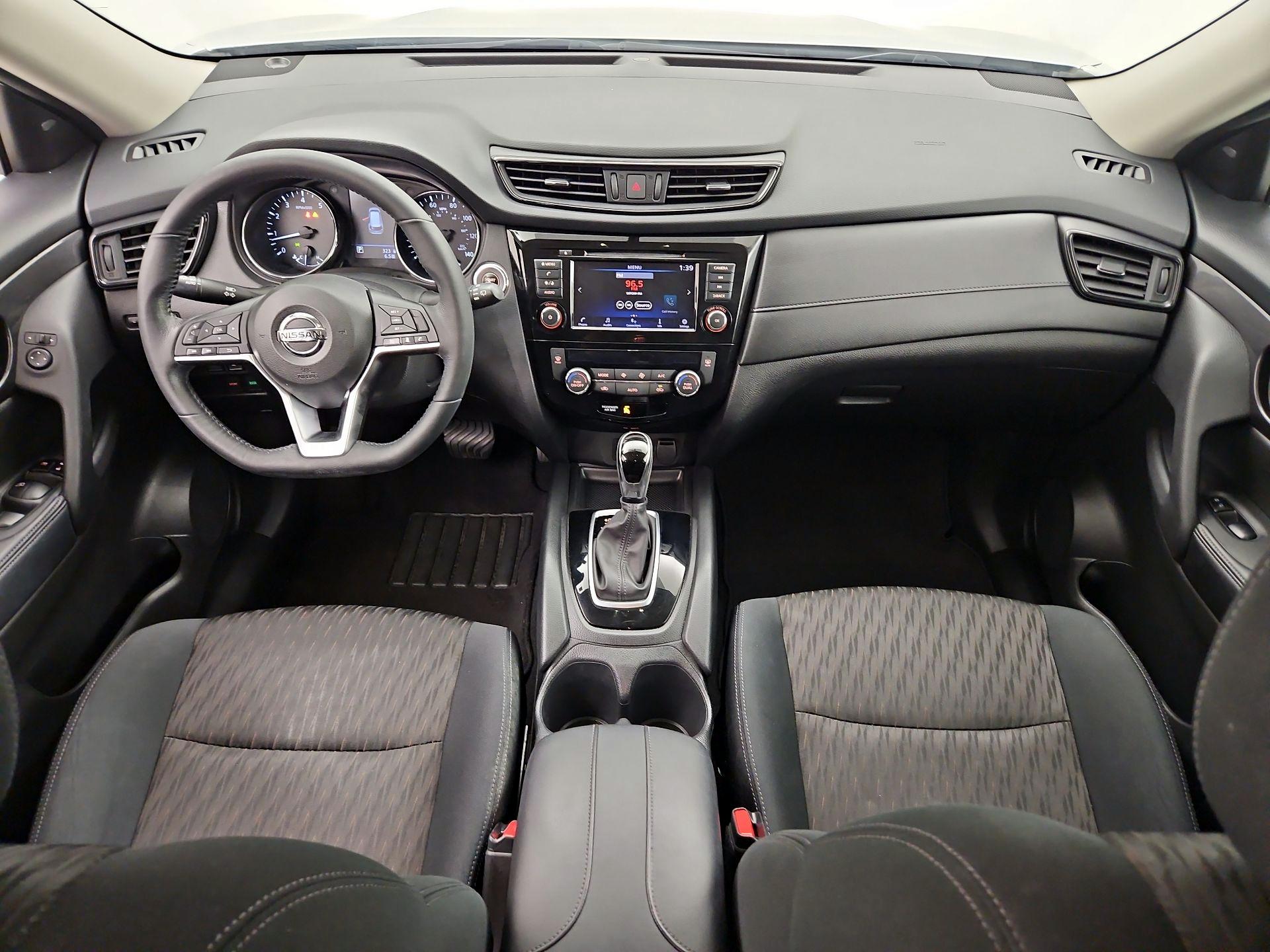 Thumbnail: 2018 Nissan Rogue - 9