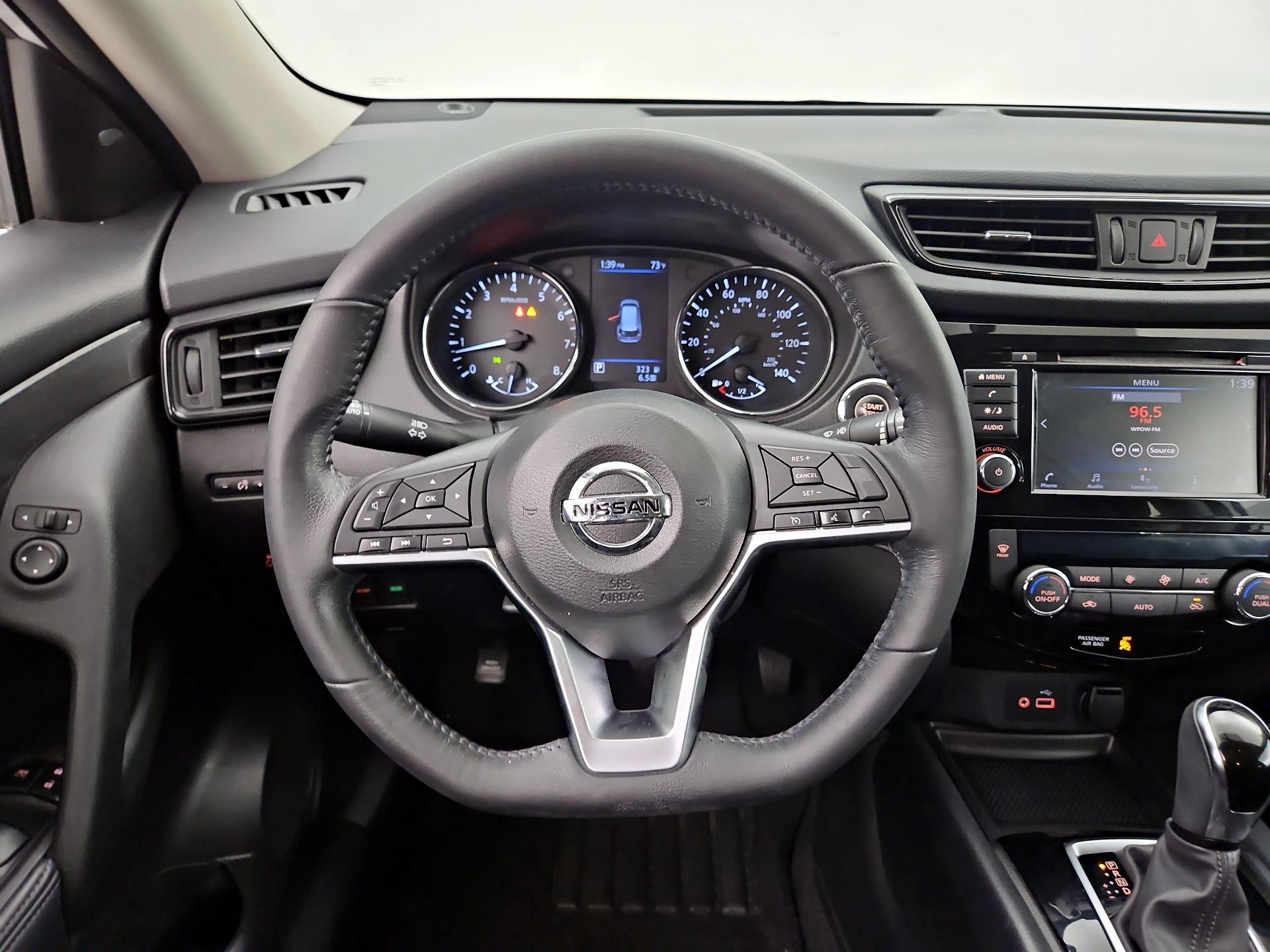 Thumbnail: 2018 Nissan Rogue - 10