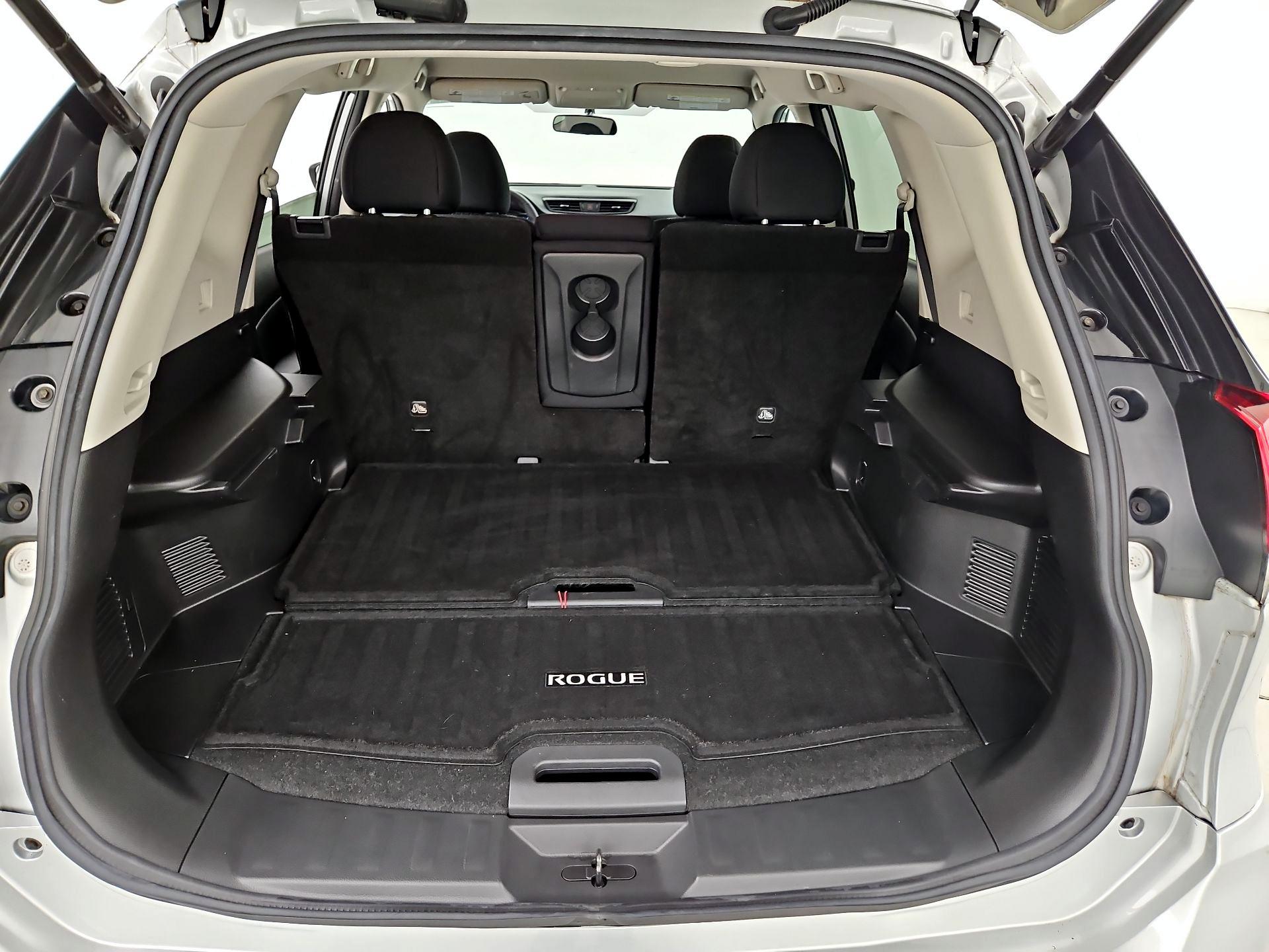 Thumbnail: 2018 Nissan Rogue - 20