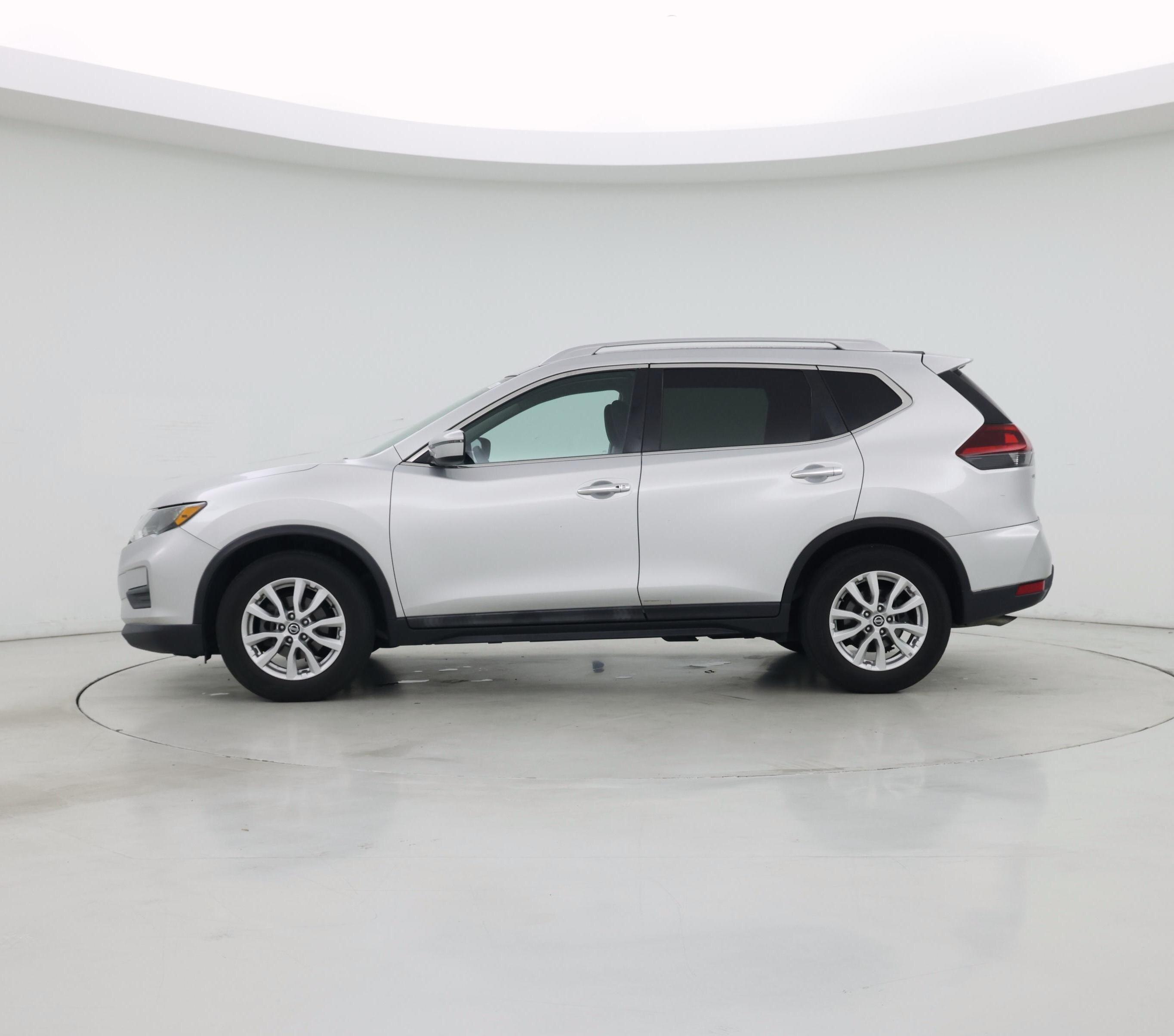 Thumbnail: 2018 Nissan Rogue - 3